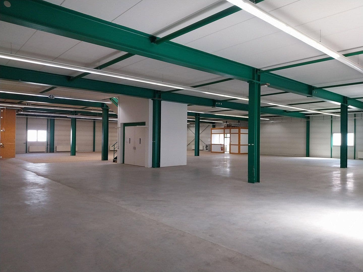 non-residential property to rent, 2,000 m², Uhlmannstrasse 42, Laupheim, Baden-Württemberg non-residential property to rent, 2,000 m², Uhlmannstrasse 42, Laupheim, Baden-Württemberg