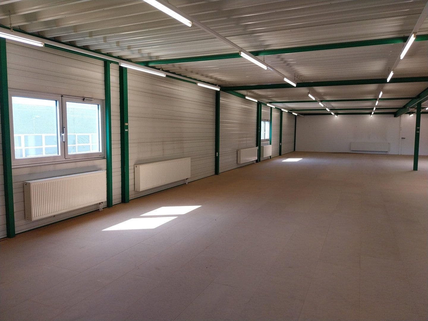 non-residential property to rent, 2,000 m², Uhlmannstrasse 42, Laupheim, Baden-Württemberg non-residential property to rent, 2,000 m², Uhlmannstrasse 42, Laupheim, Baden-Württemberg