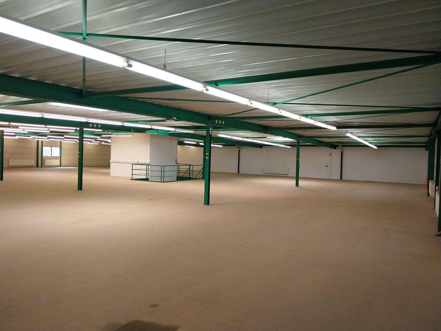 non-residential property to rent, 2,000 m², Uhlmannstrasse 42, Laupheim, Baden-Württemberg non-residential property to rent, 2,000 m², Uhlmannstrasse 42, Laupheim, Baden-Württemberg