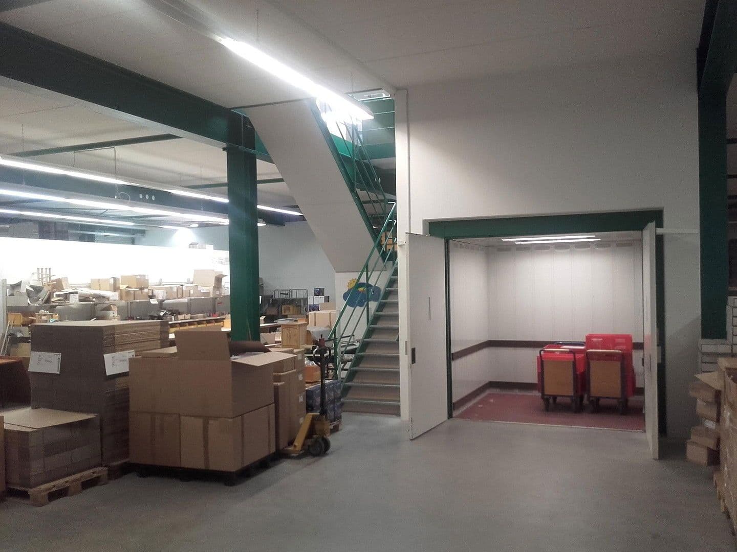 non-residential property to rent, 2,000 m², Uhlmannstrasse 42, Laupheim, Baden-Württemberg non-residential property to rent, 2,000 m², Uhlmannstrasse 42, Laupheim, Baden-Württemberg