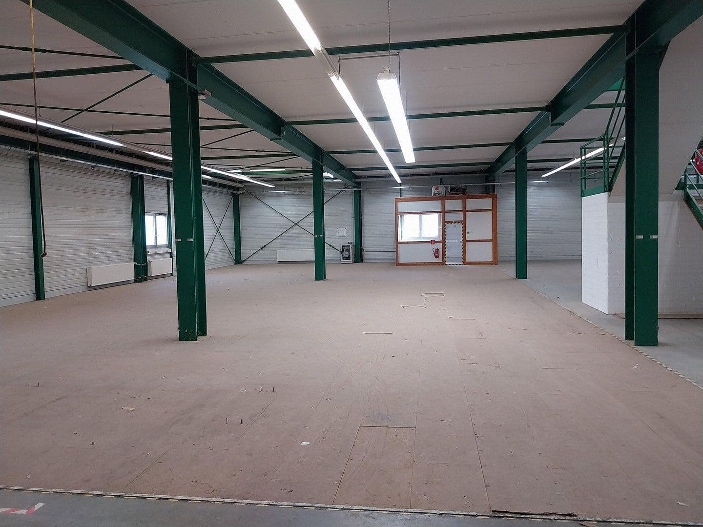 non-residential property to rent, 2,000 m², Uhlmannstrasse 42, Laupheim, Baden-Württemberg non-residential property to rent, 2,000 m², Uhlmannstrasse 42, Laupheim, Baden-Württemberg