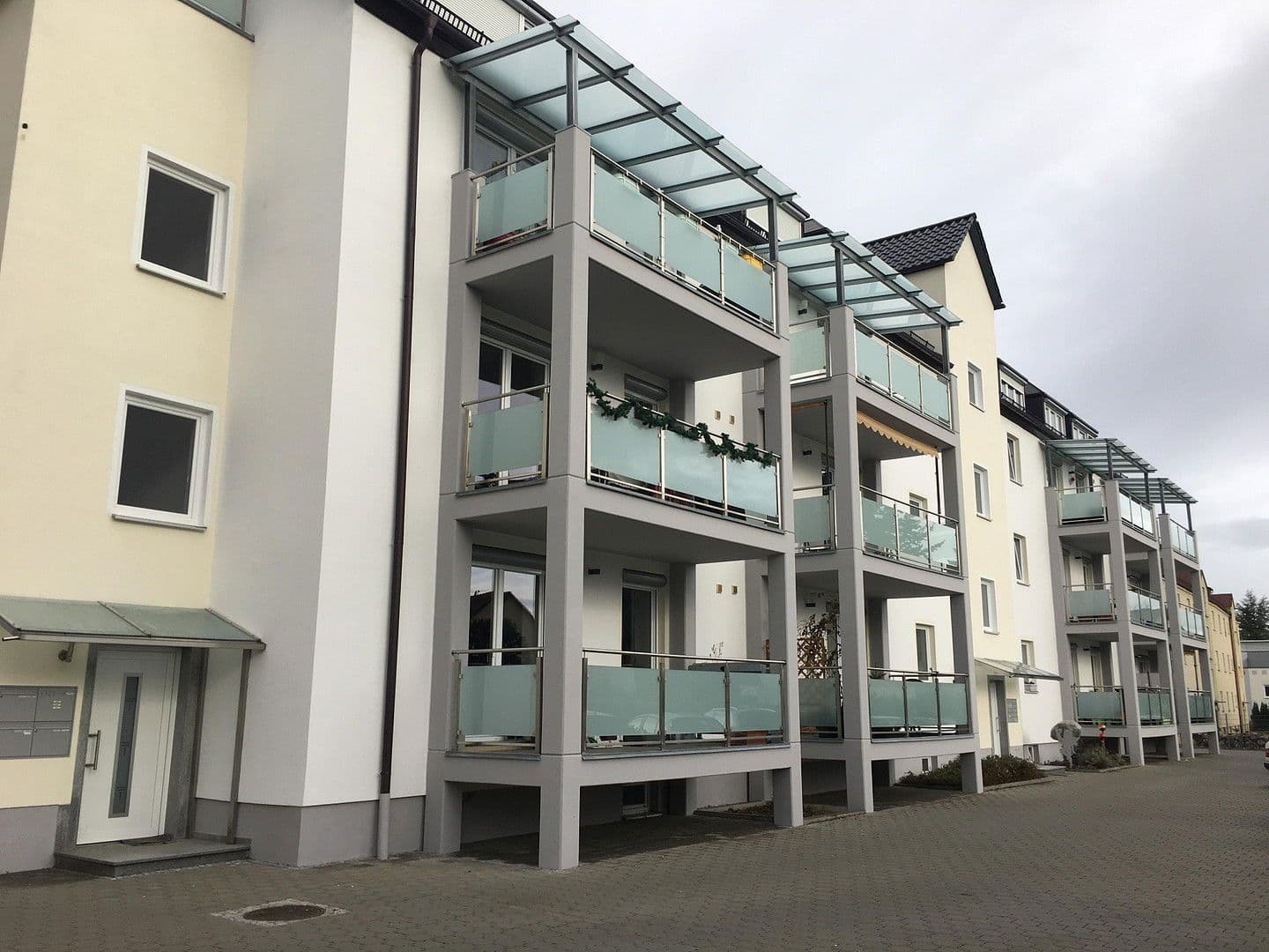 3 bedroom flat to rent, 106 m², Schillstr. 26b, Augsburg, Bavaria 3 bedroom flat to rent, 106 m², Schillstr. 26b, Augsburg, Bavaria