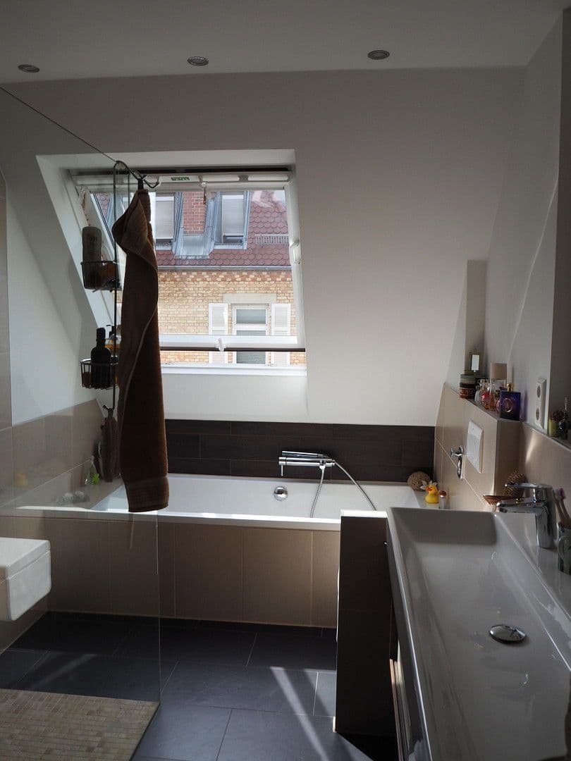 3 bedroom with open-plan kitchen flat for sale, 105 m², Stuttgart, Baden-Württemberg 3 bedroom with open-plan kitchen flat for sale, 105 m², Stuttgart, Baden-Württemberg