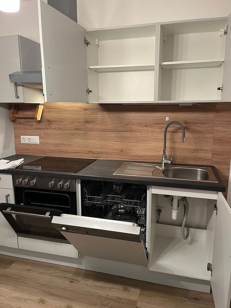 flat to rent, 65 m², Neudecker Weg 140, BErlin, Berlin flat to rent, 65 m², Neudecker Weg 140, BErlin, Berlin