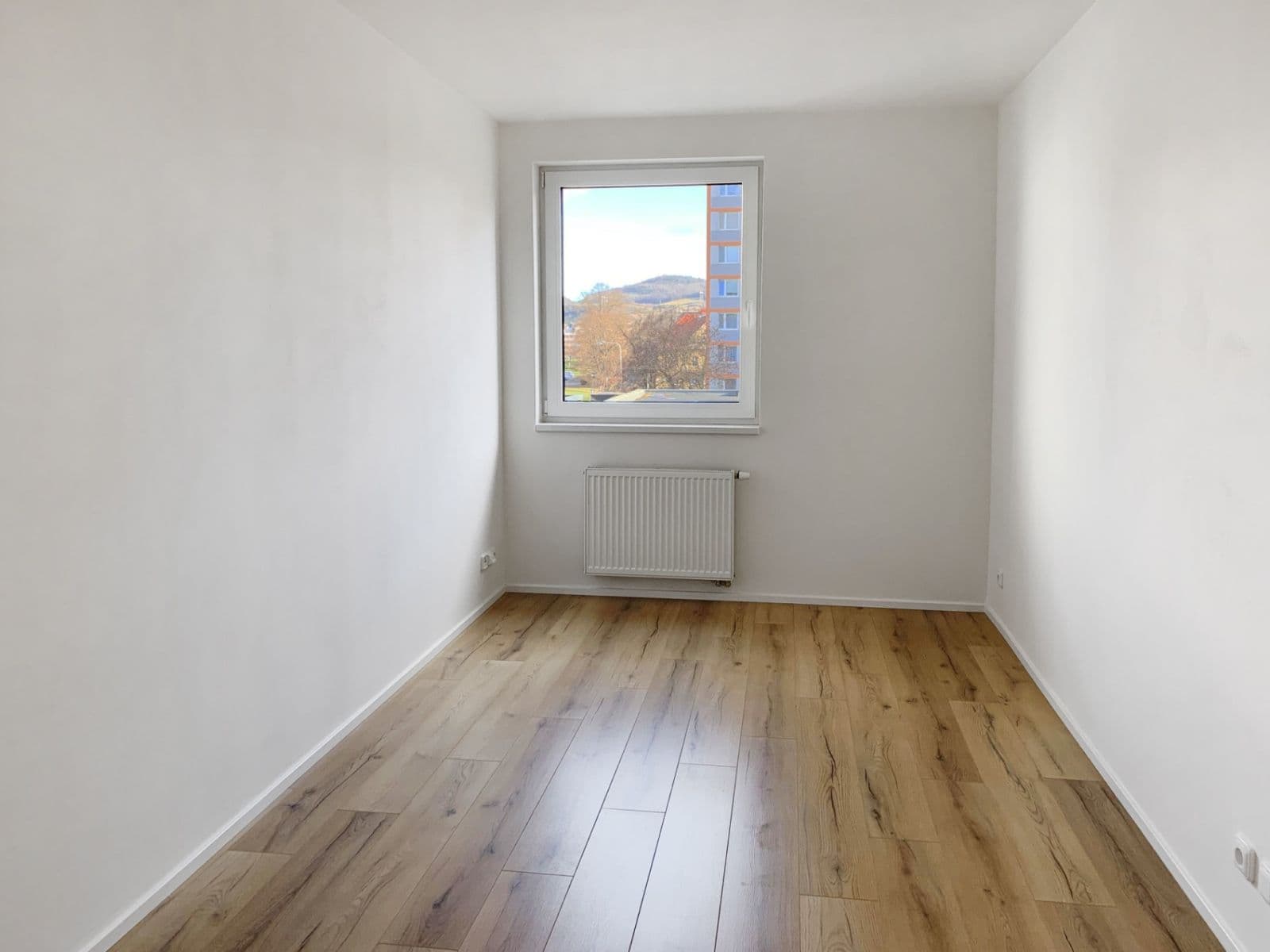 1 bedroom with open-plan kitchen flat to rent, 55 m², Na Náhonu, Beroun, Středočeský Region 1 bedroom with open-plan kitchen flat to rent, 55 m², Na Náhonu, Beroun, Středočeský Region