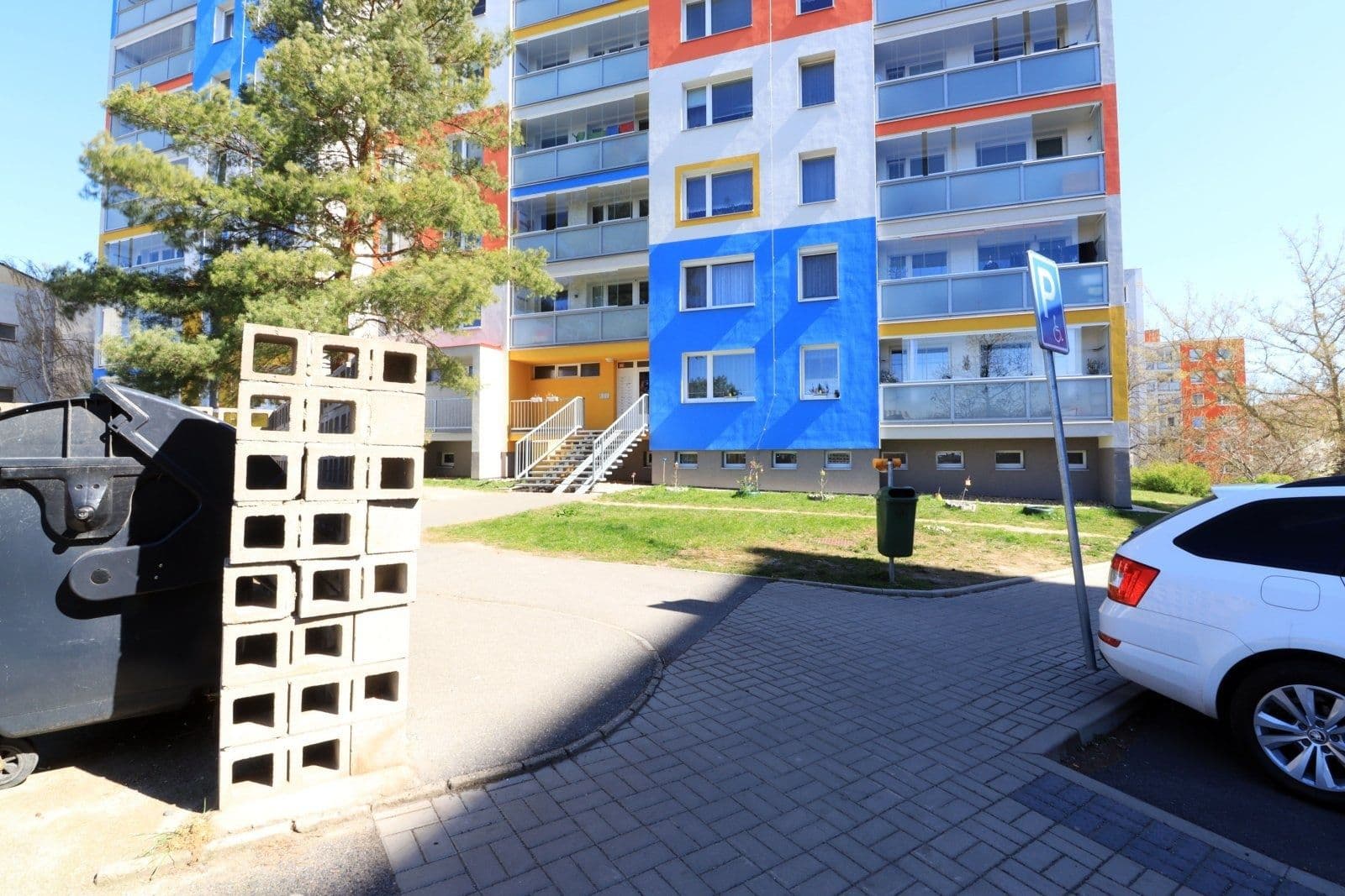 3 bedroom flat to rent, 75 m², Na Dolíkách, Slaný, Středočeský Region 3 bedroom flat to rent, 75 m², Na Dolíkách, Slaný, Středočeský Region