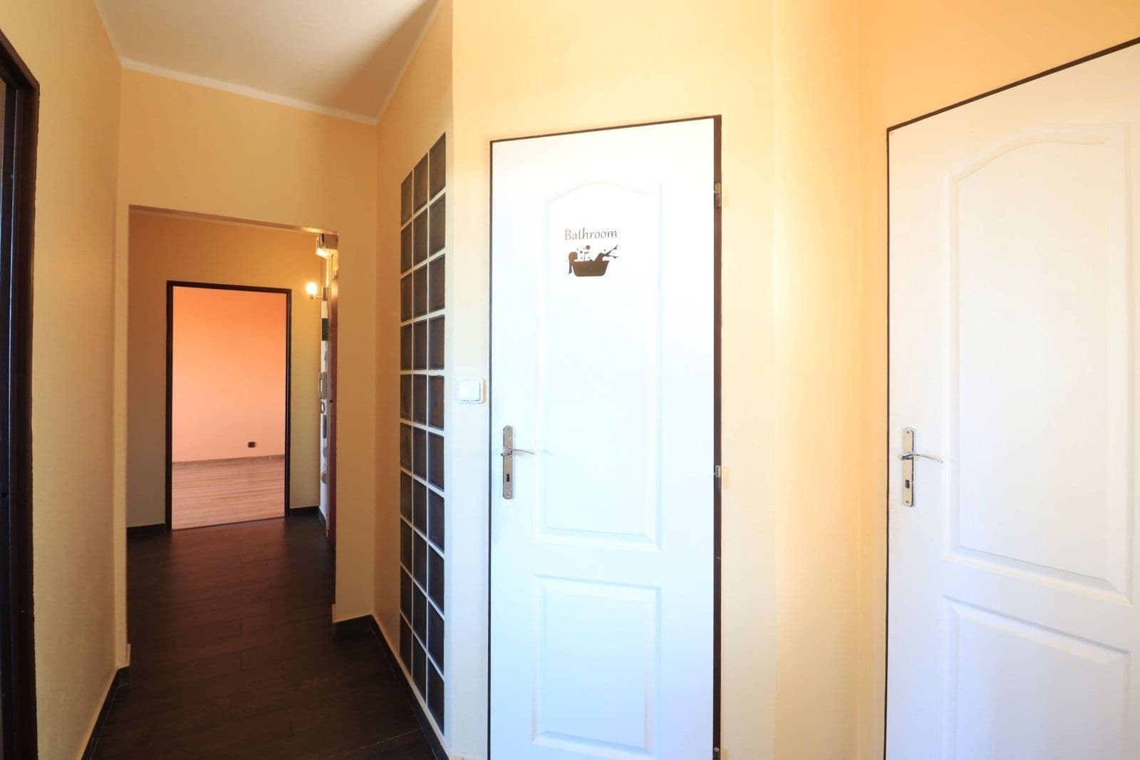 3 bedroom flat to rent, 75 m², Na Dolíkách, Slaný, Středočeský Region 3 bedroom flat to rent, 75 m², Na Dolíkách, Slaný, Středočeský Region