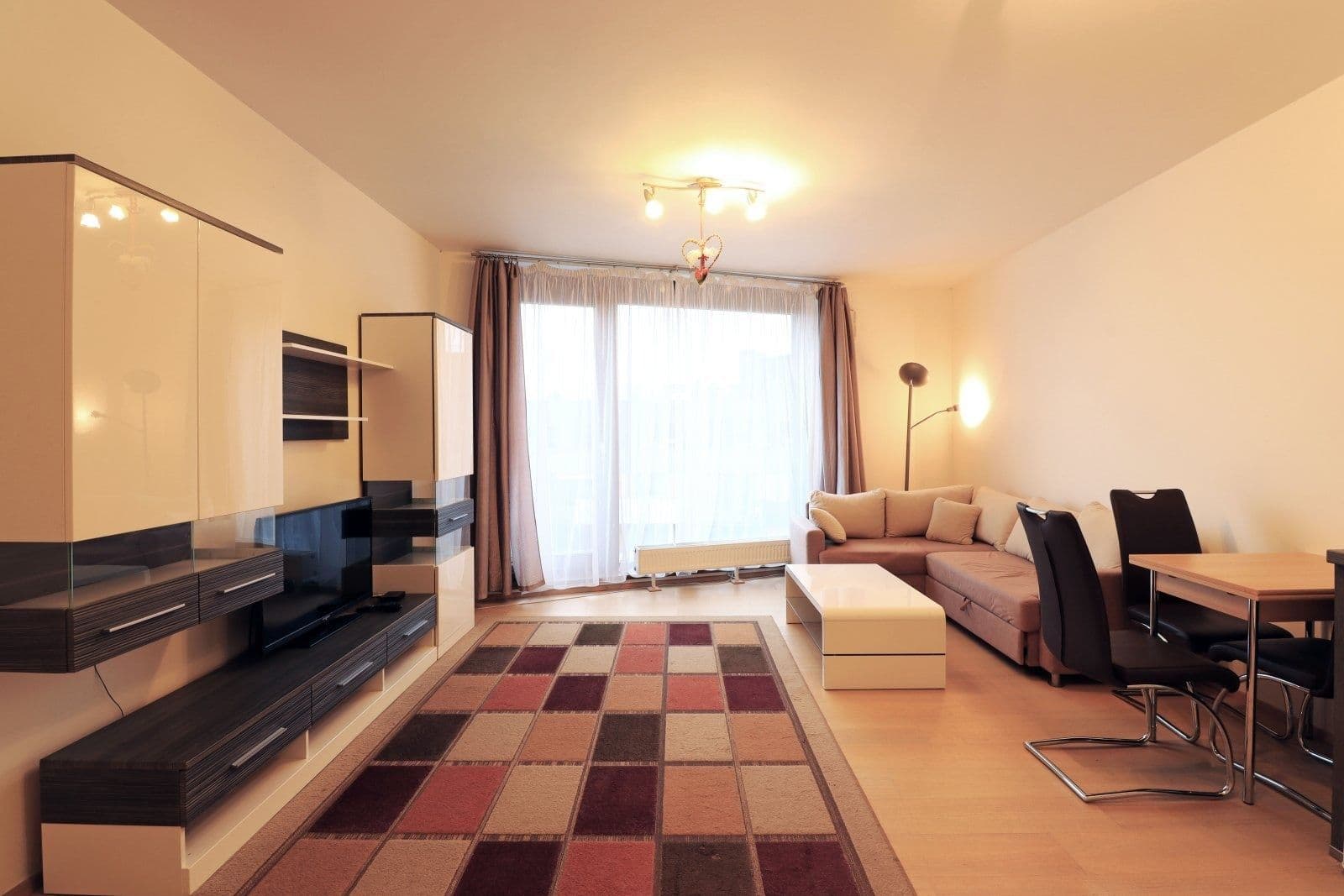 1 bedroom with open-plan kitchen flat to rent, 64 m², Devonská, Prague, Prague 1 bedroom with open-plan kitchen flat to rent, 64 m², Devonská, Prague, Prague