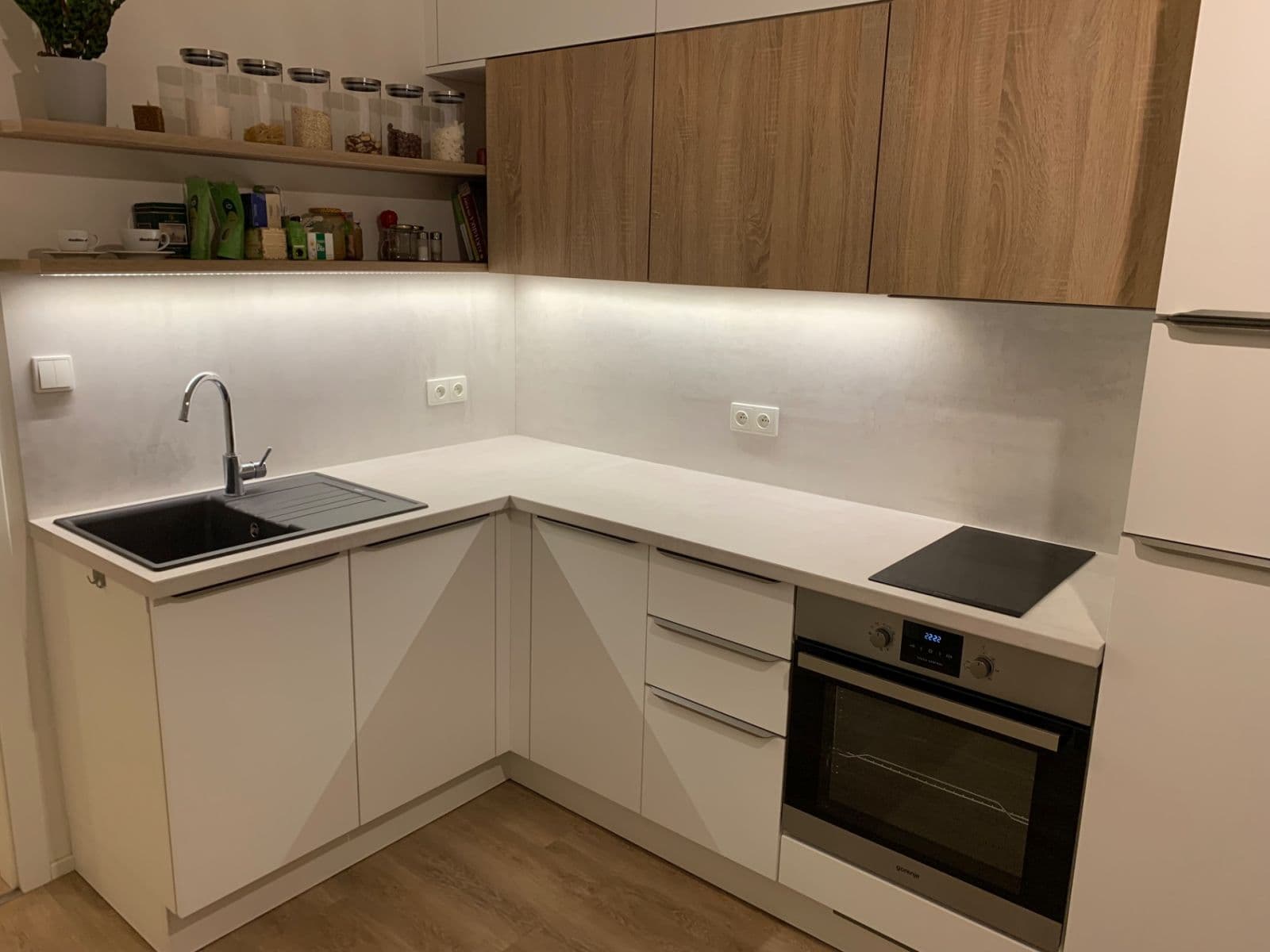 1 bedroom with open-plan kitchen flat to rent, 39 m², Za Poštou, Prague, Prague 1 bedroom with open-plan kitchen flat to rent, 39 m², Za Poštou, Prague, Prague