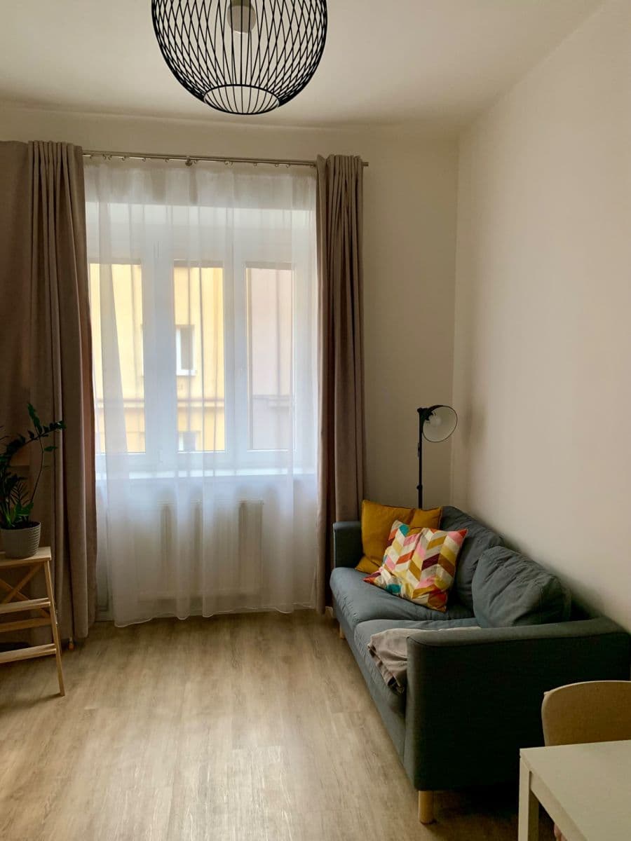 1 bedroom with open-plan kitchen flat to rent, 39 m², Za Poštou, Prague, Prague 1 bedroom with open-plan kitchen flat to rent, 39 m², Za Poštou, Prague, Prague