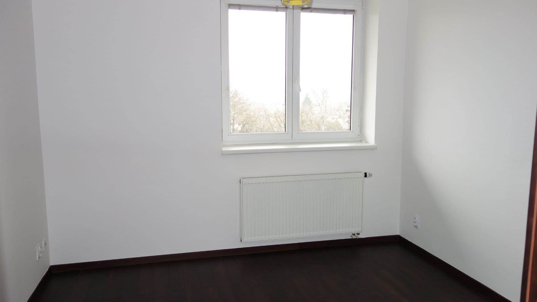 2 bedroom with open-plan kitchen flat to rent, 86 m², Cacovická, Brno, Jihomoravský Region 2 bedroom with open-plan kitchen flat to rent, 86 m², Cacovická, Brno, Jihomoravský Region