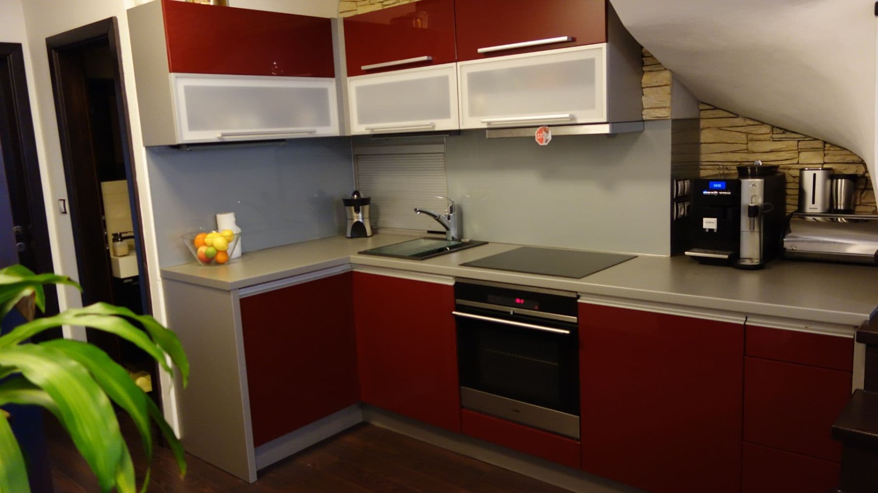 2 bedroom with open-plan kitchen flat to rent, 86 m², Cacovická, Brno, Jihomoravský Region 2 bedroom with open-plan kitchen flat to rent, 86 m², Cacovická, Brno, Jihomoravský Region