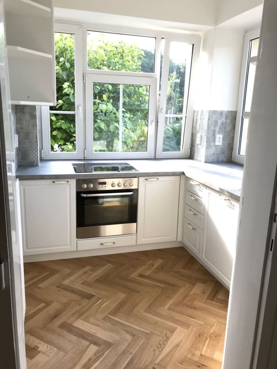 3 bedroom flat to rent, 83 m², Na Srpečku, Prague, Prague 3 bedroom flat to rent, 83 m², Na Srpečku, Prague, Prague