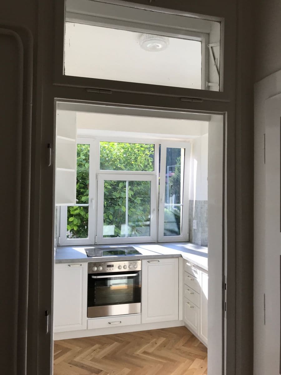 3 bedroom flat to rent, 83 m², Na Srpečku, Prague, Prague 3 bedroom flat to rent, 83 m², Na Srpečku, Prague, Prague