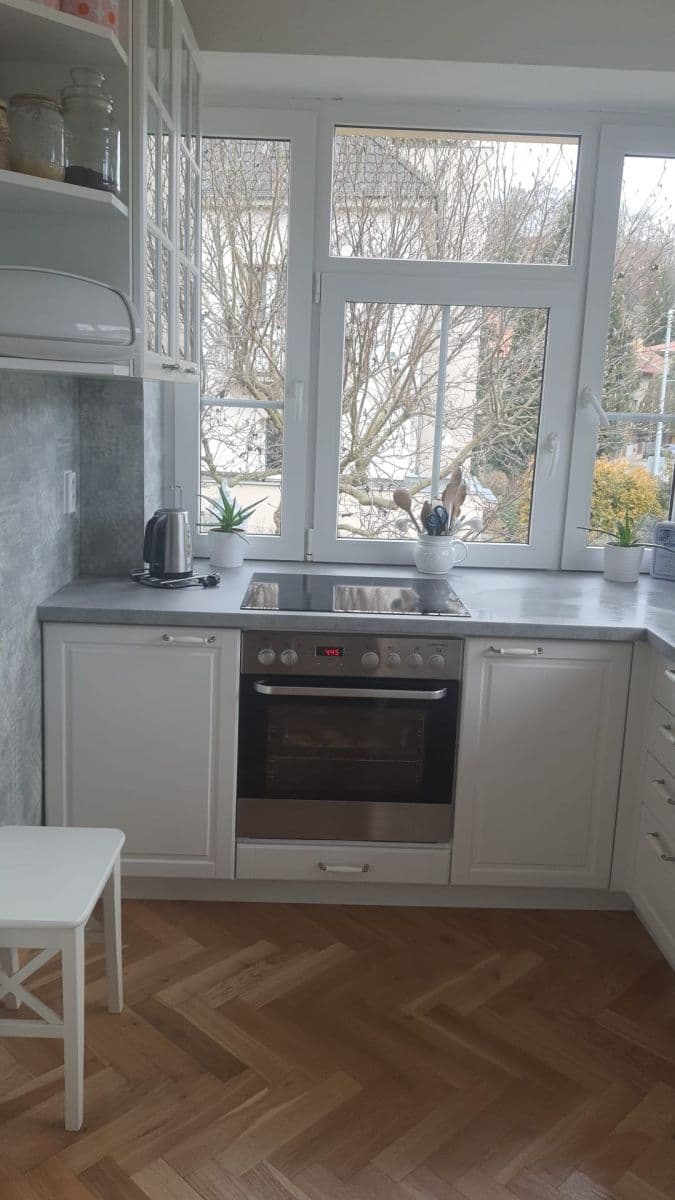 3 bedroom flat to rent, 83 m², Na Srpečku, Prague, Prague 3 bedroom flat to rent, 83 m², Na Srpečku, Prague, Prague