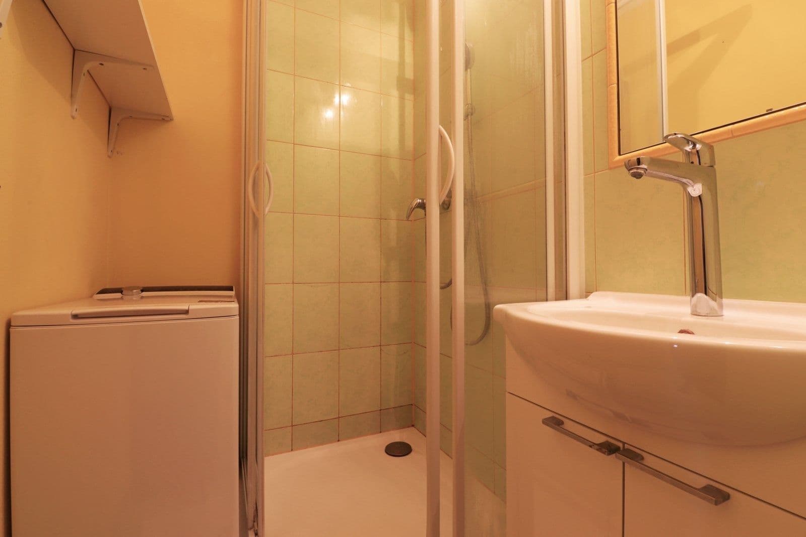 1 bedroom with open-plan kitchen flat to rent, 40 m², Jerevanská, Kladno, Středočeský Region 1 bedroom with open-plan kitchen flat to rent, 40 m², Jerevanská, Kladno, Středočeský Region