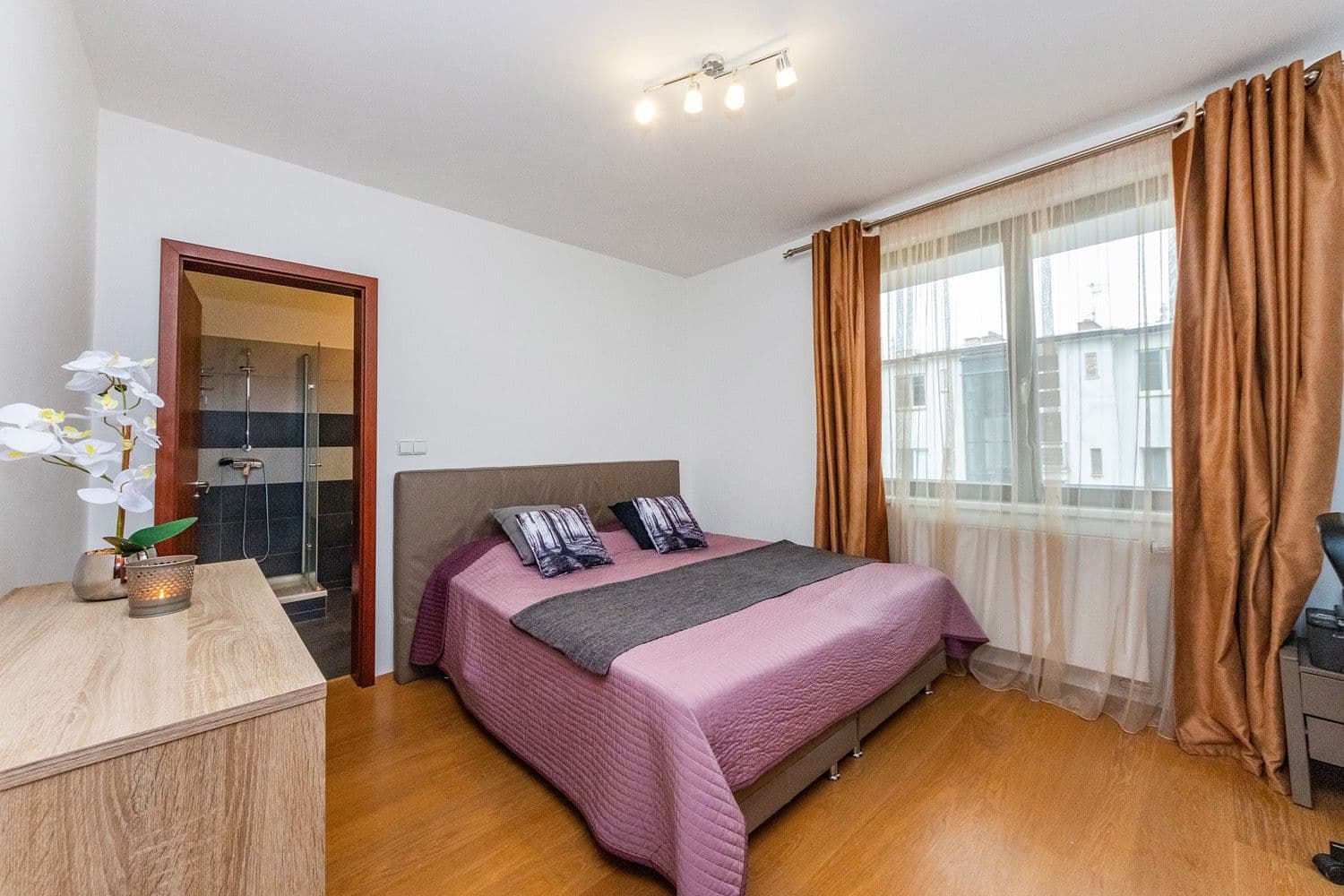 2 bedroom with open-plan kitchen flat for sale, 120 m², Jindřicha Plachty, Prague, Prague 2 bedroom with open-plan kitchen flat for sale, 120 m², Jindřicha Plachty, Prague, Prague