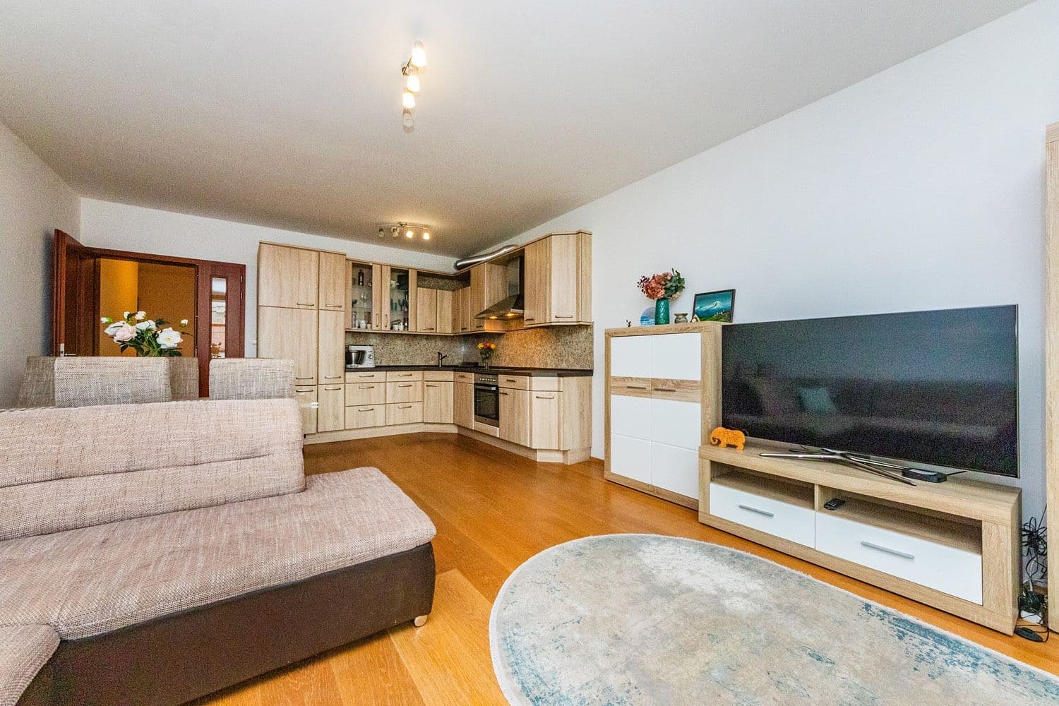 2 bedroom with open-plan kitchen flat for sale, 120 m², Jindřicha Plachty, Prague, Prague 2 bedroom with open-plan kitchen flat for sale, 120 m², Jindřicha Plachty, Prague, Prague