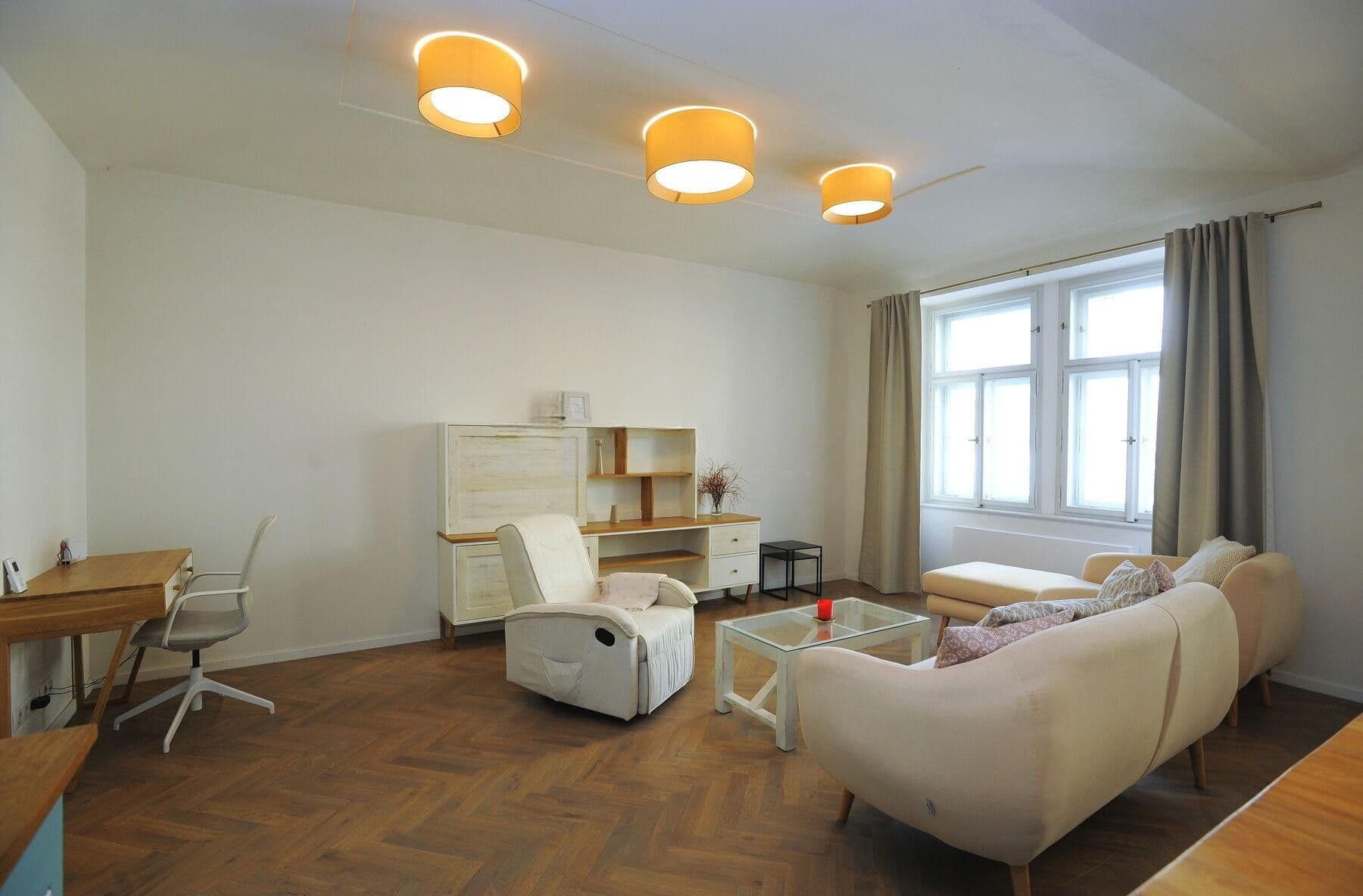 1 bedroom with open-plan kitchen flat to rent, 84 m², Žatecká, Prague, Prague 1 bedroom with open-plan kitchen flat to rent, 84 m², Žatecká, Prague, Prague