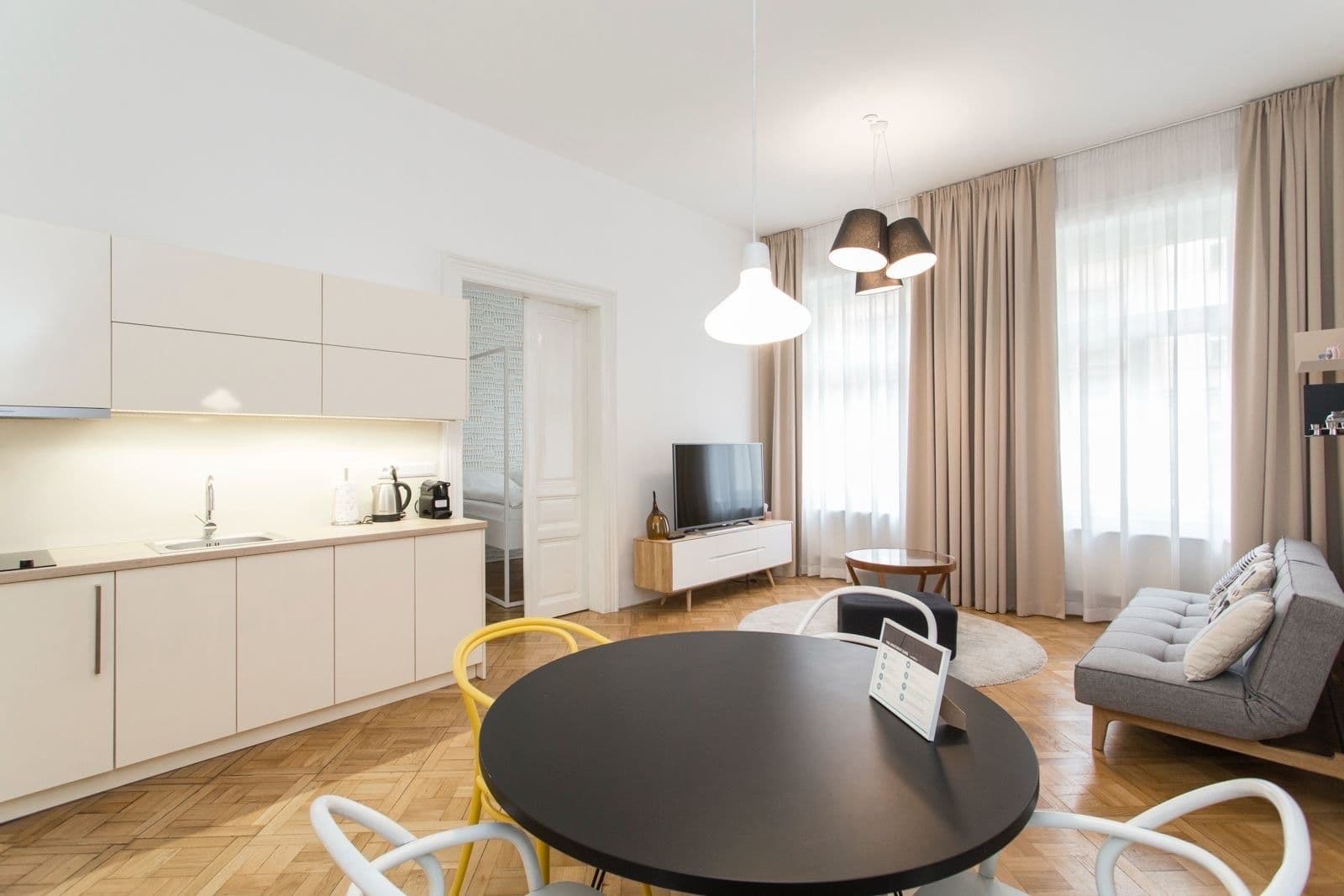 1 bedroom with open-plan kitchen flat to rent, 58 m², Na Poříčí, Prague, Prague 1 bedroom with open-plan kitchen flat to rent, 58 m², Na Poříčí, Prague, Prague