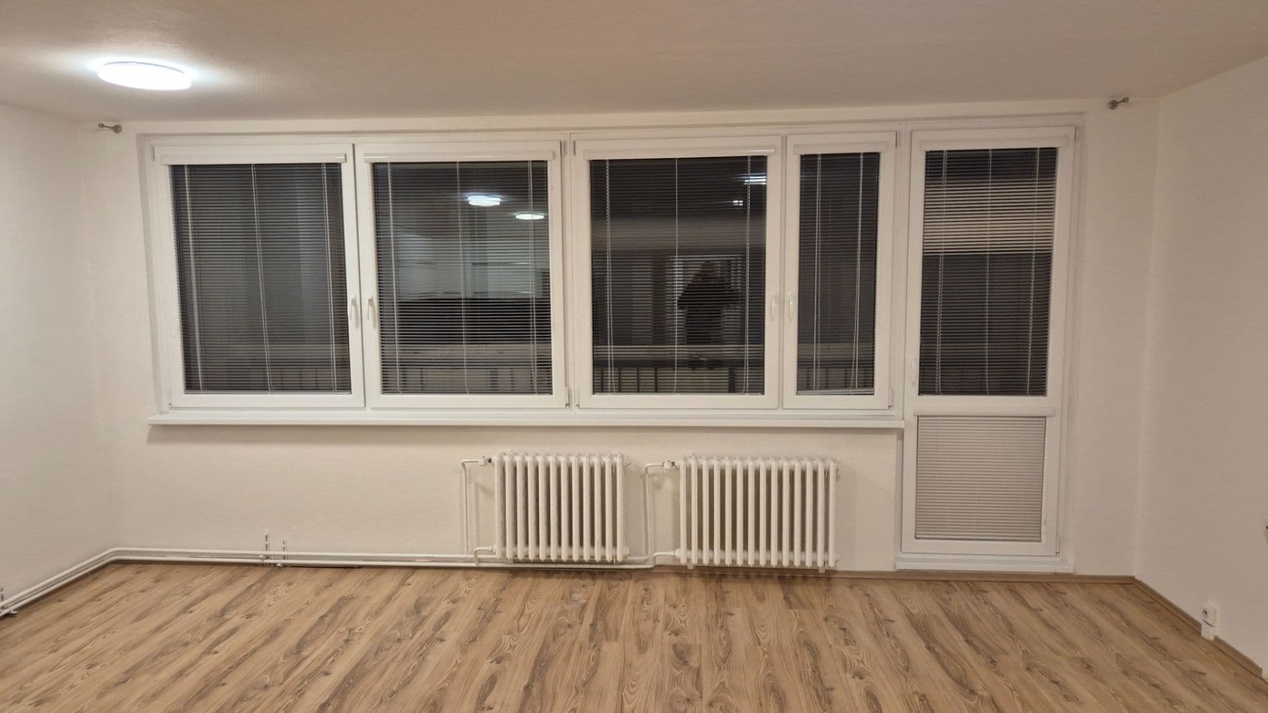 2 bedroom with open-plan kitchen flat to rent, 76 m², Královická, Brandýs nad Labem-Stará Boleslav, Středočeský Region 2 bedroom with open-plan kitchen flat to rent, 76 m², Královická, Brandýs nad Labem-Stará Boleslav, Středočeský Region