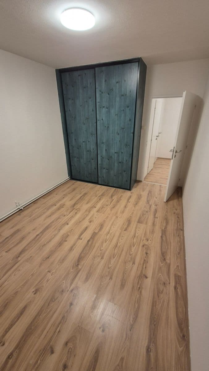 2 bedroom with open-plan kitchen flat to rent, 76 m², Královická, Brandýs nad Labem-Stará Boleslav, Středočeský Region 2 bedroom with open-plan kitchen flat to rent, 76 m², Královická, Brandýs nad Labem-Stará Boleslav, Středočeský Region