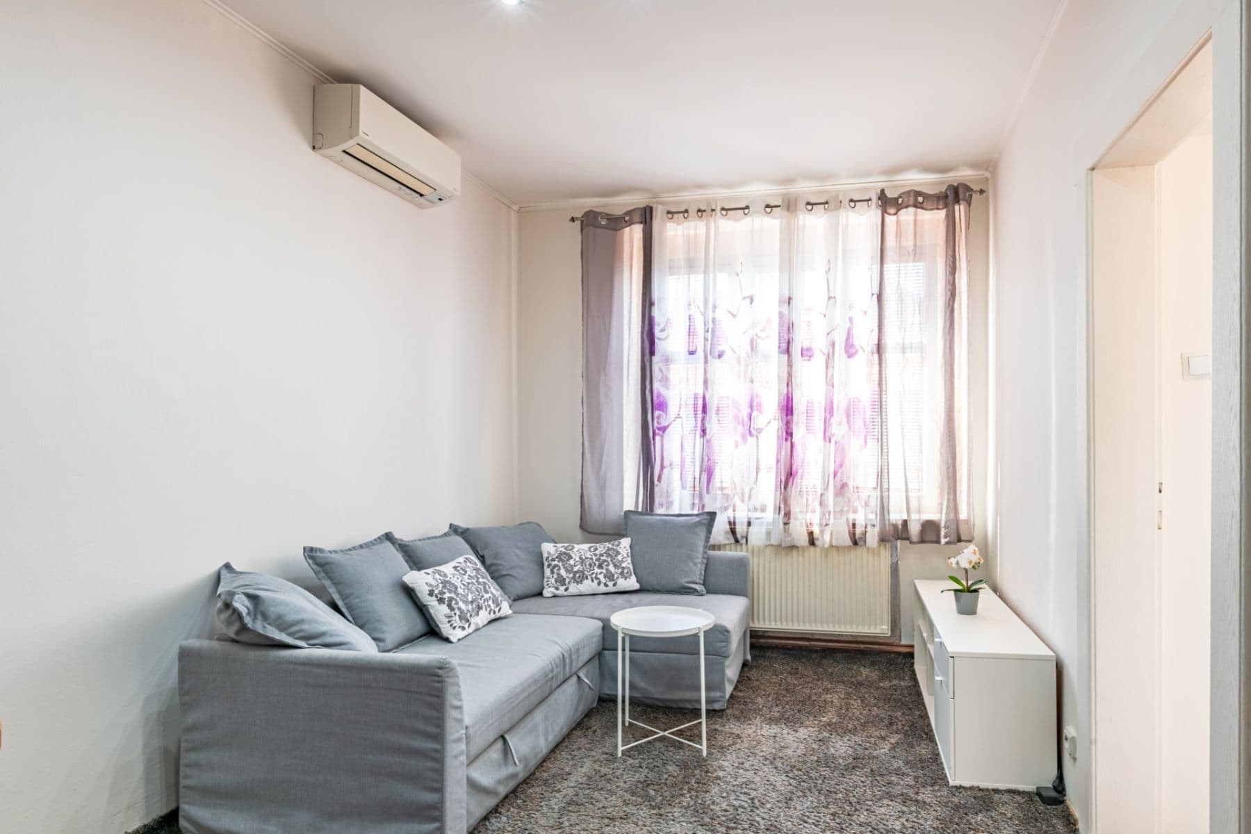 1 bedroom with open-plan kitchen flat to rent, 55 m², Hartigova, Prague, Prague 1 bedroom with open-plan kitchen flat to rent, 55 m², Hartigova, Prague, Prague