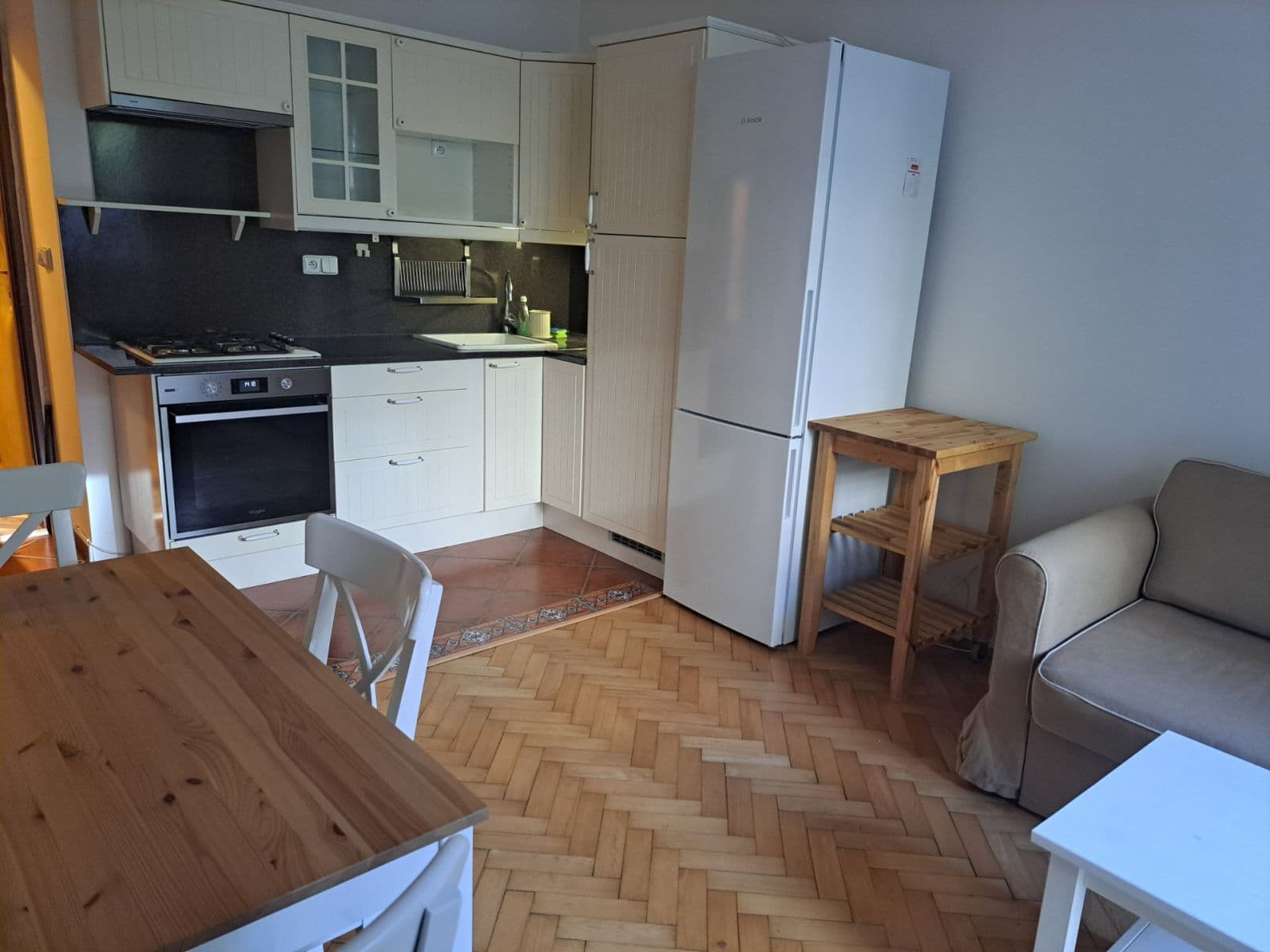 1 bedroom with open-plan kitchen flat to rent, 40 m², K Podjezdu, Prague, Prague 1 bedroom with open-plan kitchen flat to rent, 40 m², K Podjezdu, Prague, Prague