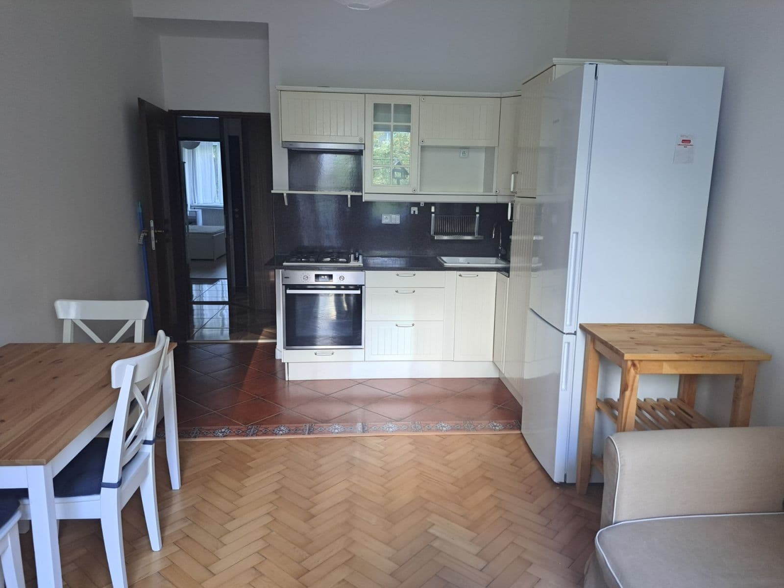 1 bedroom with open-plan kitchen flat to rent, 40 m², K Podjezdu, Prague, Prague 1 bedroom with open-plan kitchen flat to rent, 40 m², K Podjezdu, Prague, Prague