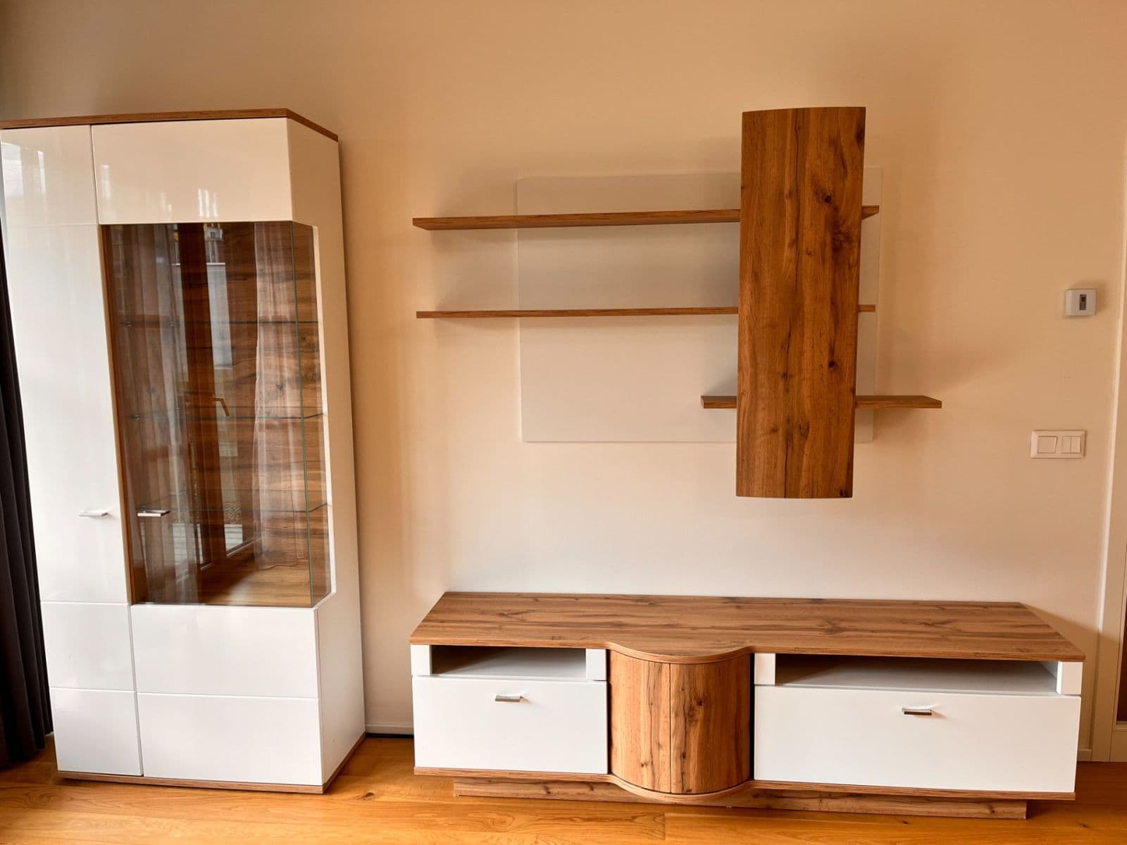 2 bedroom with open-plan kitchen flat to rent, 83 m², Archangelská, Prague, Prague 2 bedroom with open-plan kitchen flat to rent, 83 m², Archangelská, Prague, Prague