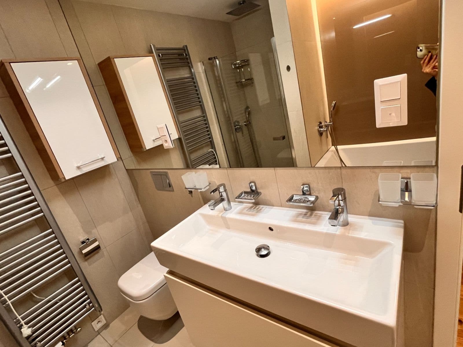 2 bedroom with open-plan kitchen flat to rent, 83 m², Archangelská, Prague, Prague 2 bedroom with open-plan kitchen flat to rent, 83 m², Archangelská, Prague, Prague