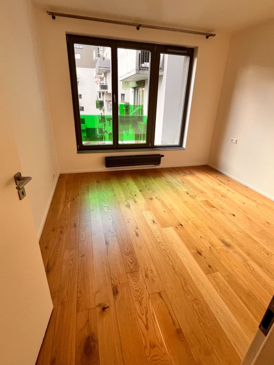 2 bedroom with open-plan kitchen flat to rent, 83 m², Archangelská, Prague, Prague 2 bedroom with open-plan kitchen flat to rent, 83 m², Archangelská, Prague, Prague