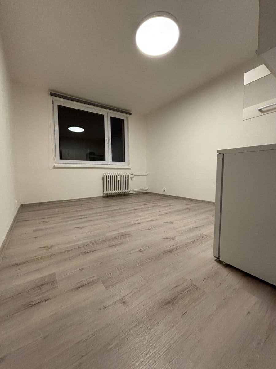 Studio flat to rent, 19 m², Kostnická, Chomutov, Ústecký Region Studio flat to rent, 19 m², Kostnická, Chomutov, Ústecký Region
