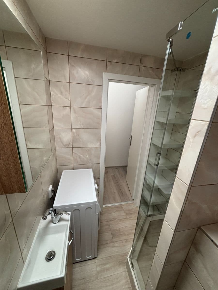 Studio flat to rent, 19 m², Kostnická, Chomutov, Ústecký Region Studio flat to rent, 19 m², Kostnická, Chomutov, Ústecký Region