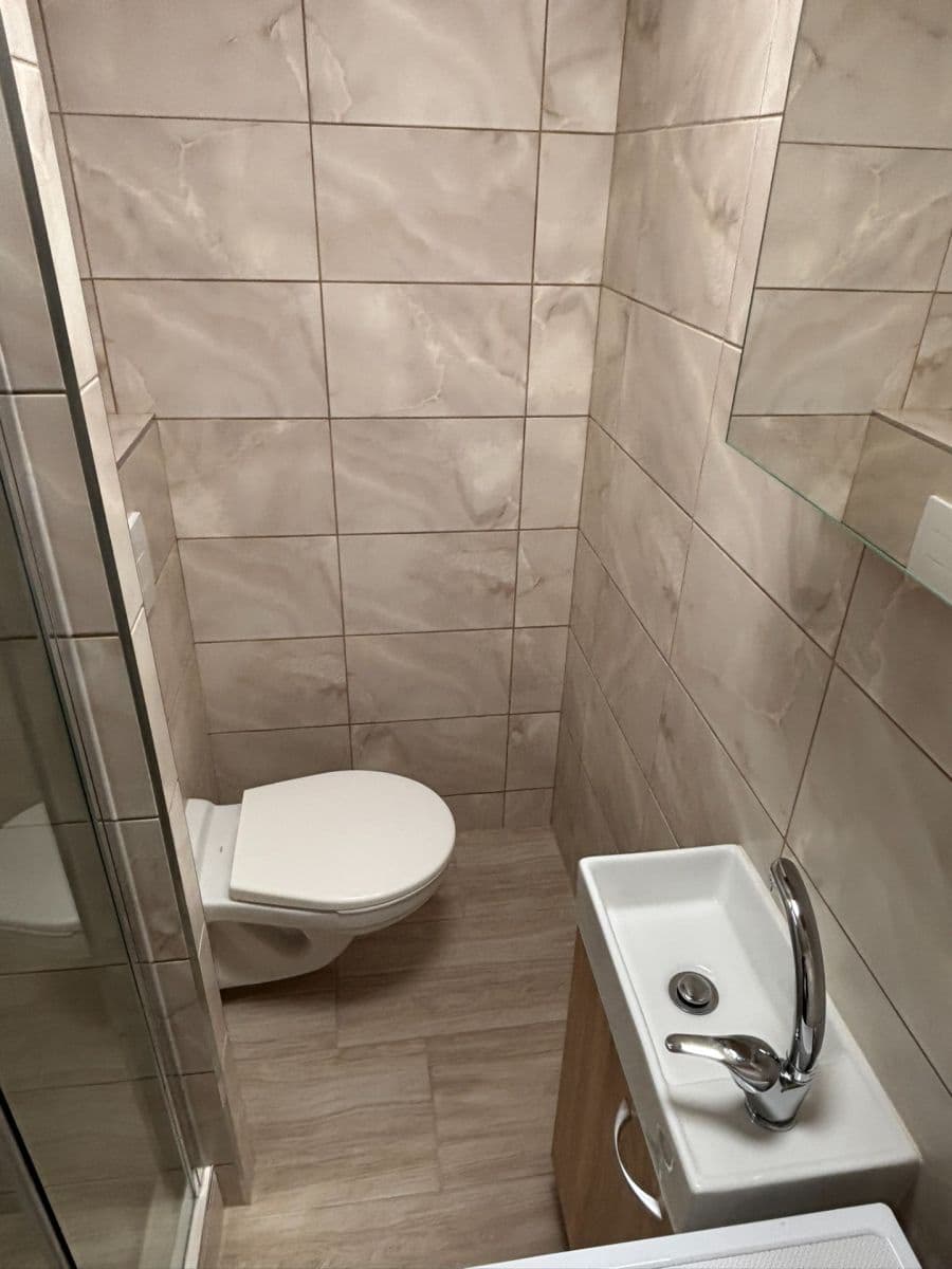 Studio flat to rent, 19 m², Kostnická, Chomutov, Ústecký Region Studio flat to rent, 19 m², Kostnická, Chomutov, Ústecký Region