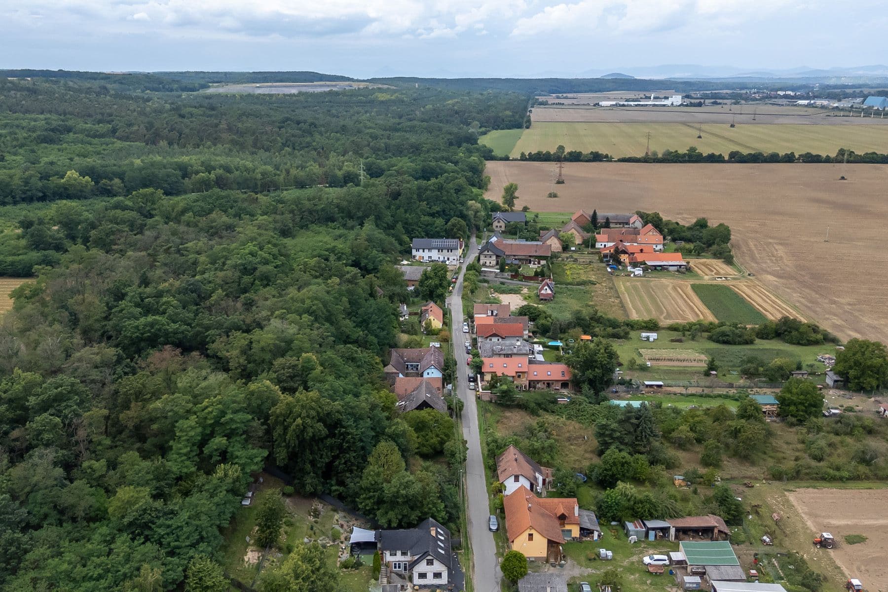 recreational property for sale, 3,645 m², Dolní Beřkovice, Středočeský Region recreational property for sale, 3,645 m², Dolní Beřkovice, Středočeský Region