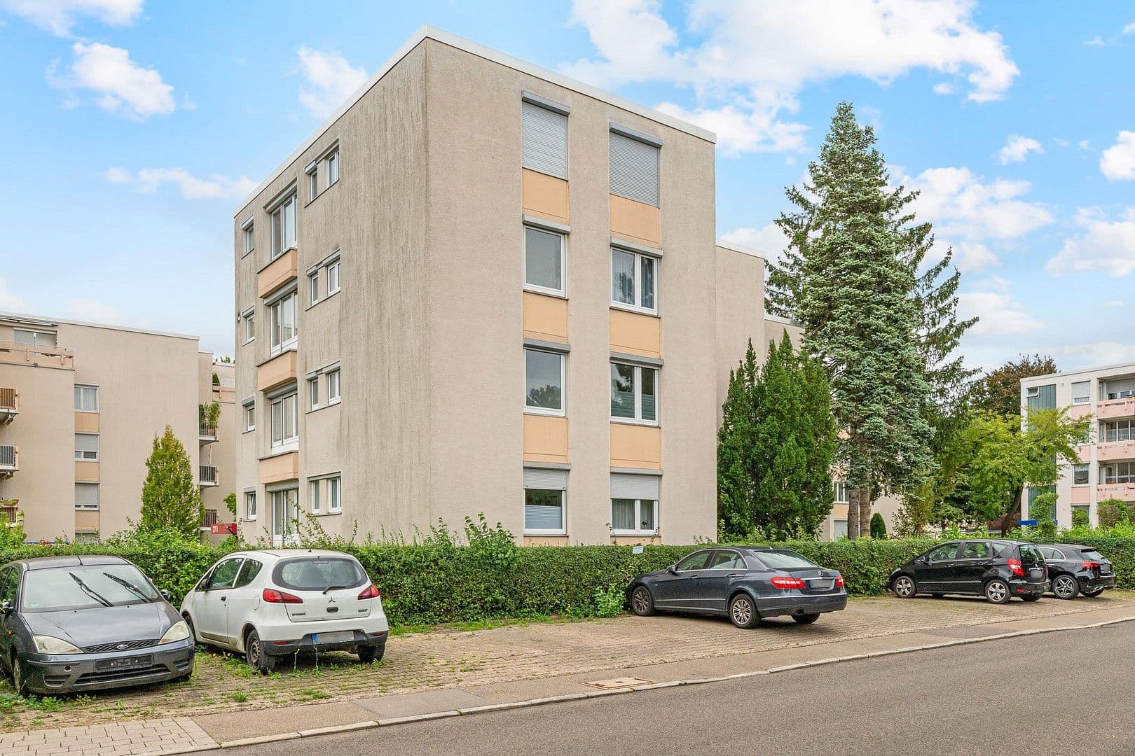 2 bedroom with open-plan kitchen flat for sale, 83 m², Fellbach, Baden-Württemberg 2 bedroom with open-plan kitchen flat for sale, 83 m², Fellbach, Baden-Württemberg