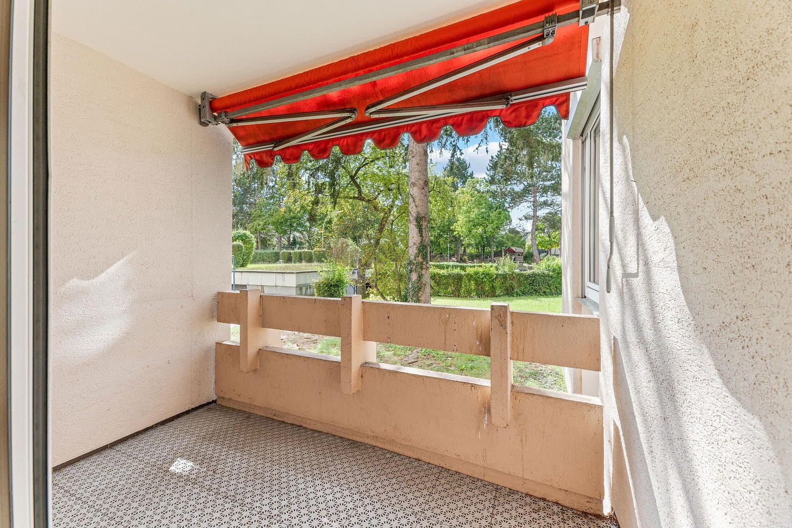 2 bedroom with open-plan kitchen flat for sale, 83 m², Fellbach, Baden-Württemberg 2 bedroom with open-plan kitchen flat for sale, 83 m², Fellbach, Baden-Württemberg