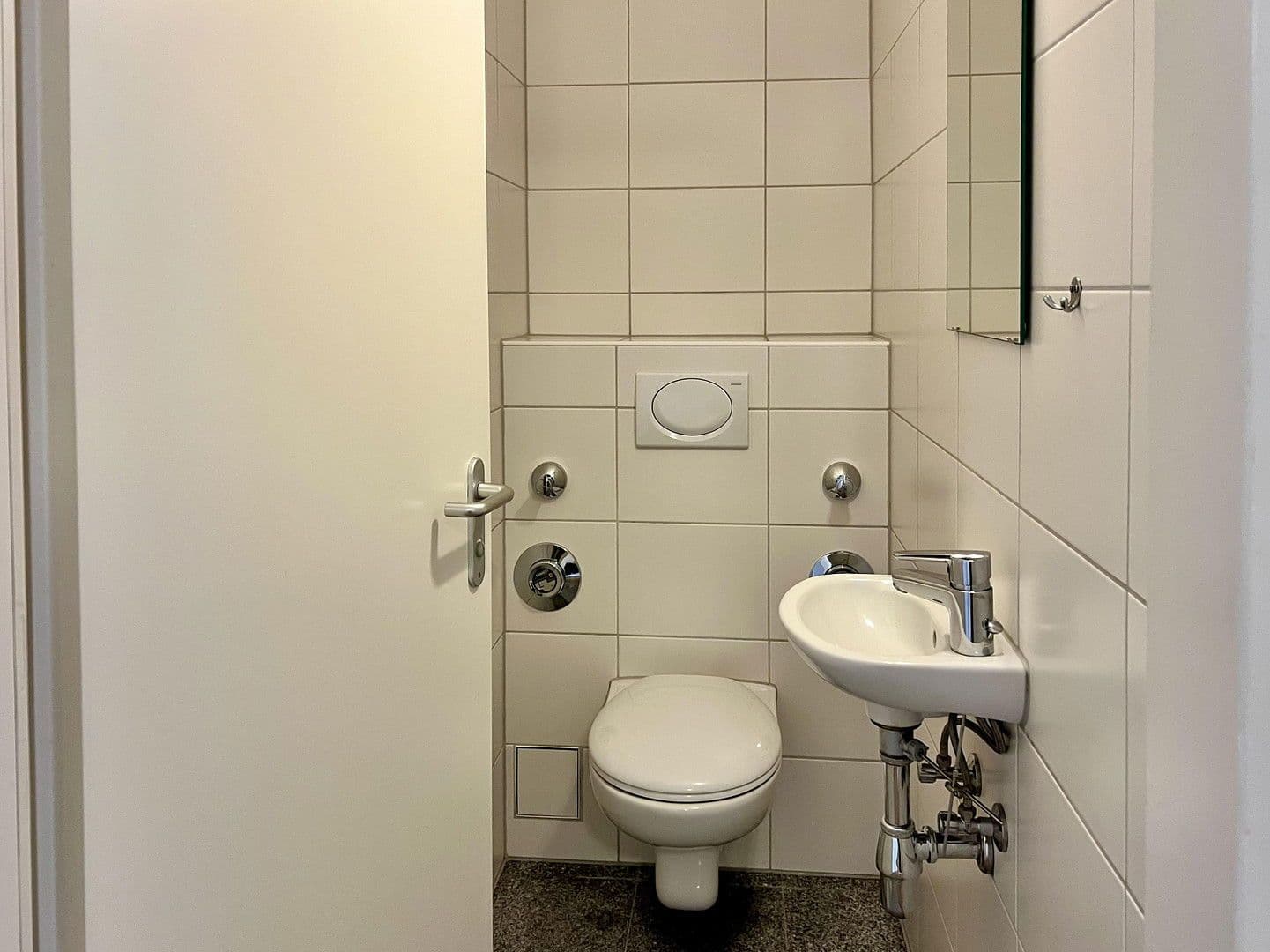 3 bedroom flat to rent, 90 m², Karlsruhe, Baden-Württemberg 3 bedroom flat to rent, 90 m², Karlsruhe, Baden-Württemberg