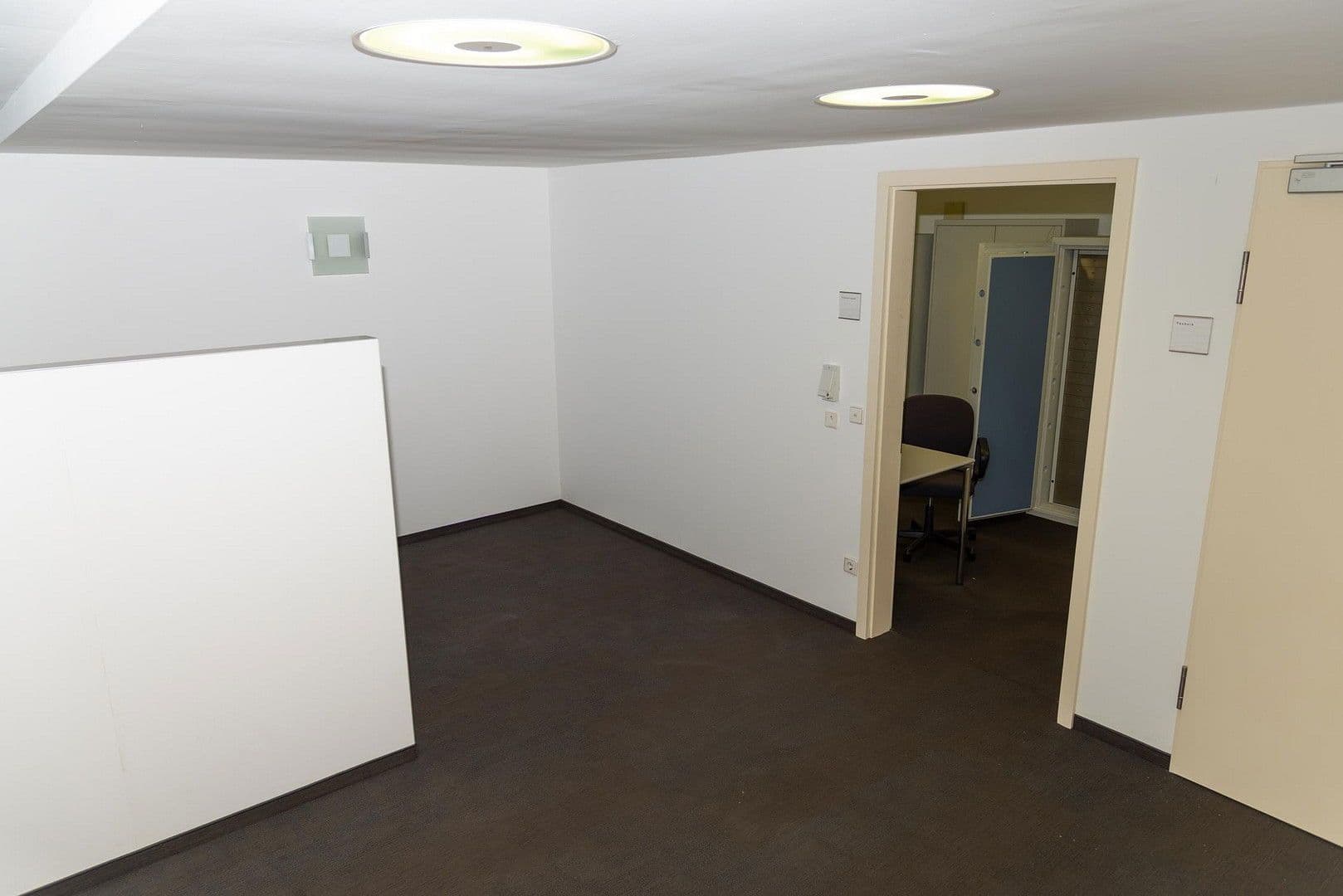 non-residential property to rent, 460 m², Dinkelsbühl, Bavaria non-residential property to rent, 460 m², Dinkelsbühl, Bavaria