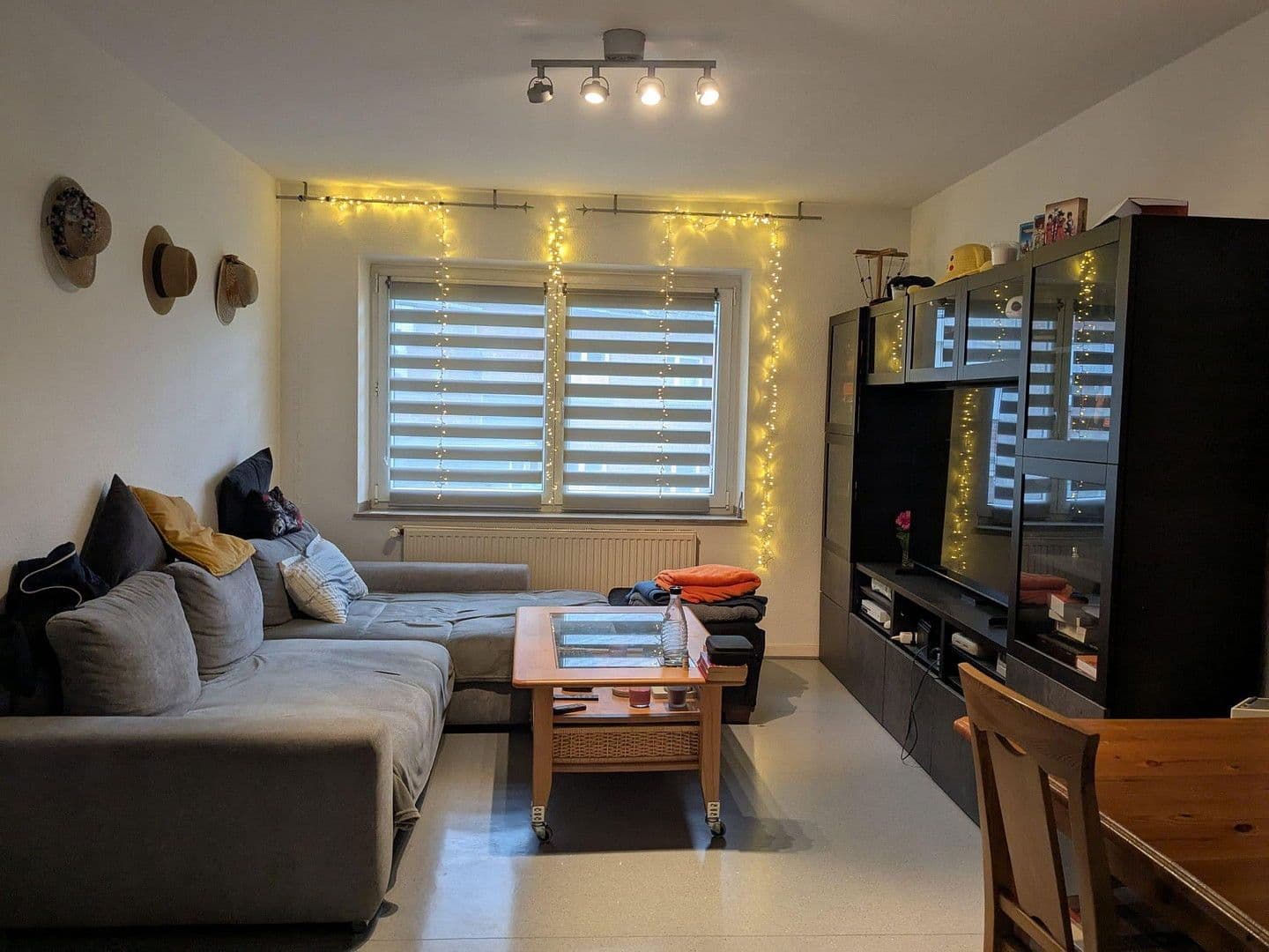1 bedroom with open-plan kitchen flat to rent, 70 m², Neuss, North Rhine-Westphalia 1 bedroom with open-plan kitchen flat to rent, 70 m², Neuss, North Rhine-Westphalia