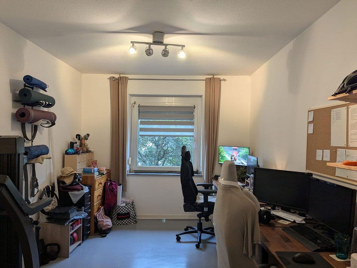 1 bedroom with open-plan kitchen flat to rent, 70 m², Neuss, North Rhine-Westphalia 1 bedroom with open-plan kitchen flat to rent, 70 m², Neuss, North Rhine-Westphalia