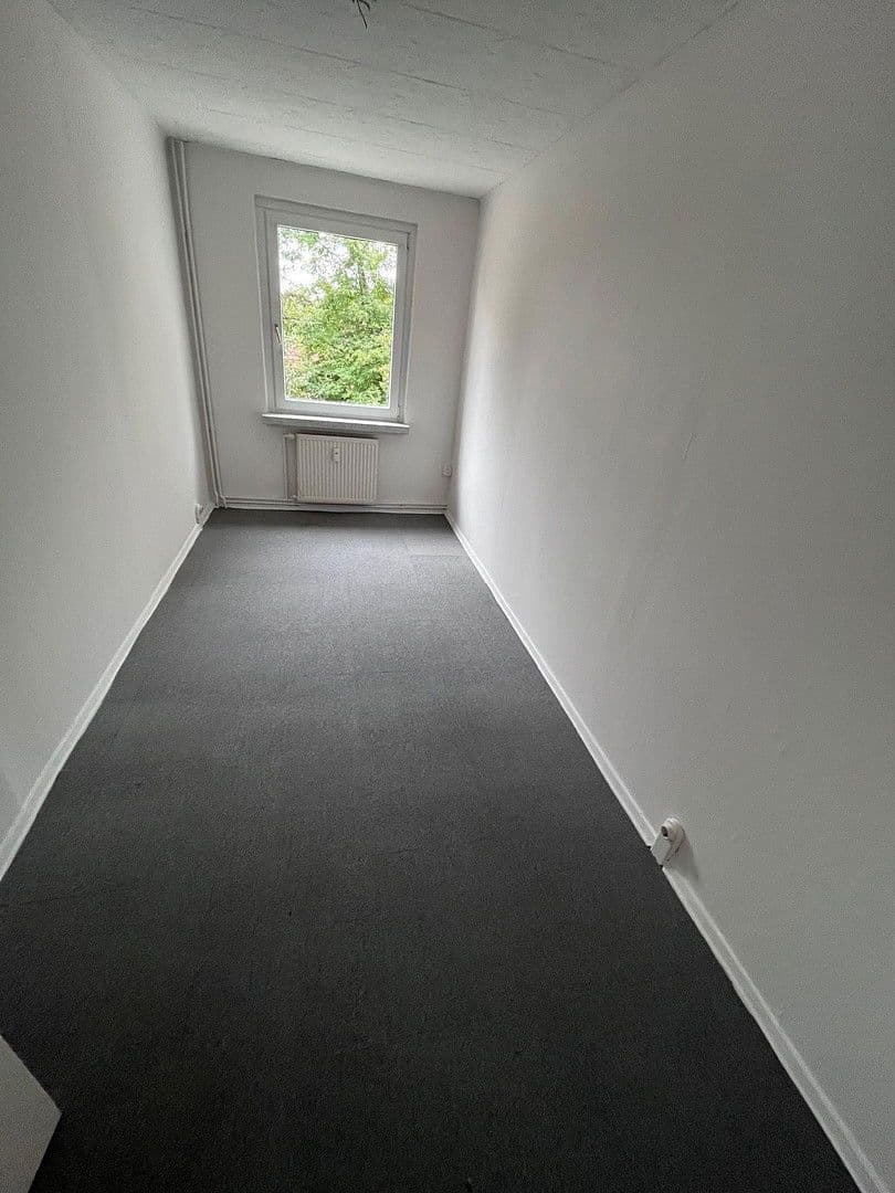 3 bedroom flat to rent, 58 m², Straße des Aufbaus 27, Südliches Anhalt, Saxony-Anhalt 3 bedroom flat to rent, 58 m², Straße des Aufbaus 27, Südliches Anhalt, Saxony-Anhalt