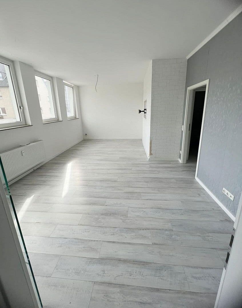house for sale, 1,296 m², KONSTANTINPLATZ.5, Nordrhein-Westfalen - Mönchengladbach, North Rhine-Westphalia house for sale, 1,296 m², KONSTANTINPLATZ.5, Nordrhein-Westfalen - Mönchengladbach, North Rhine-Westphalia
