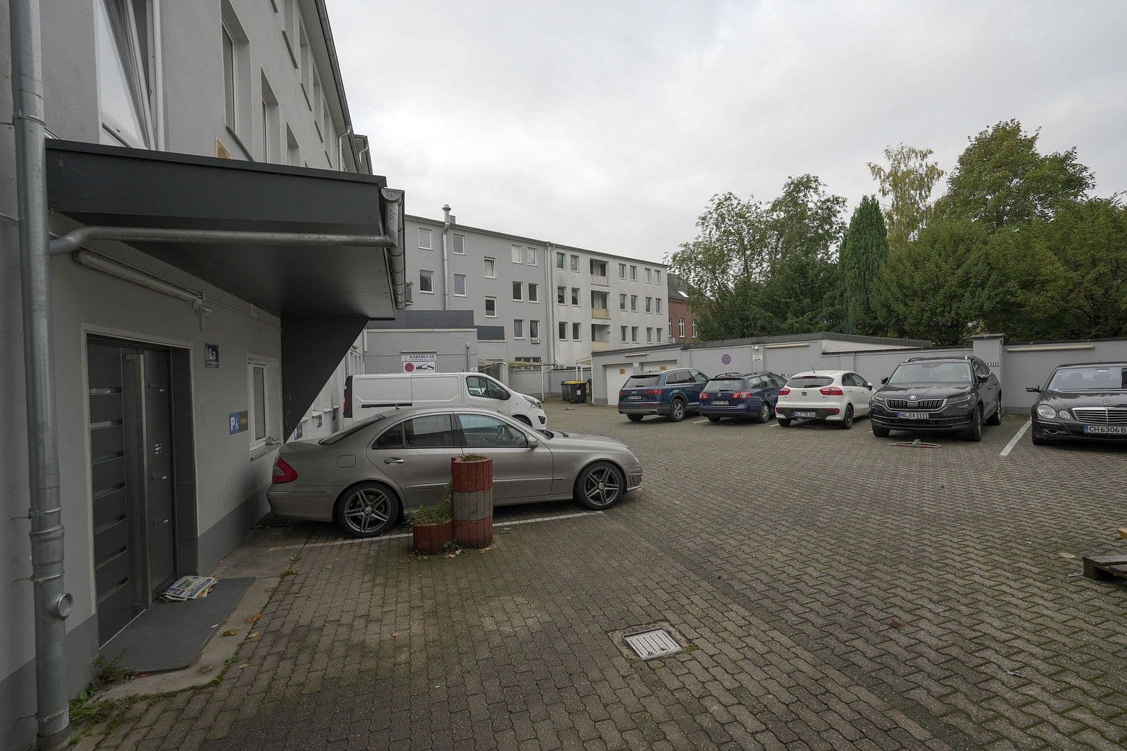 house for sale, 1,296 m², KONSTANTINPLATZ.5, Nordrhein-Westfalen - Mönchengladbach, North Rhine-Westphalia house for sale, 1,296 m², KONSTANTINPLATZ.5, Nordrhein-Westfalen - Mönchengladbach, North Rhine-Westphalia