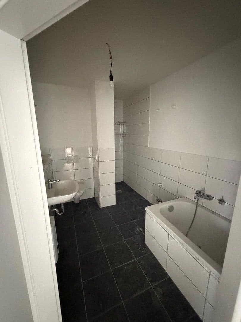 house for sale, 1,296 m², KONSTANTINPLATZ.5, Nordrhein-Westfalen - Mönchengladbach, North Rhine-Westphalia house for sale, 1,296 m², KONSTANTINPLATZ.5, Nordrhein-Westfalen - Mönchengladbach, North Rhine-Westphalia