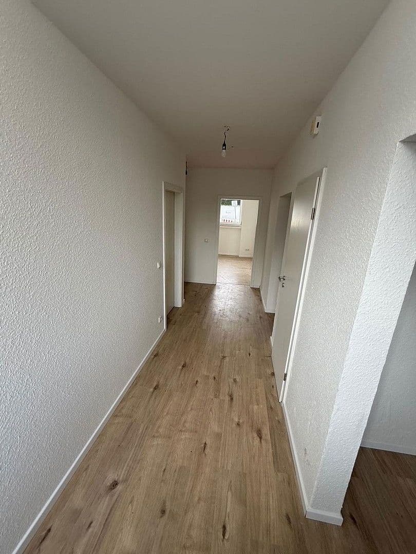 house for sale, 1,296 m², KONSTANTINPLATZ.5, Nordrhein-Westfalen - Mönchengladbach, North Rhine-Westphalia house for sale, 1,296 m², KONSTANTINPLATZ.5, Nordrhein-Westfalen - Mönchengladbach, North Rhine-Westphalia