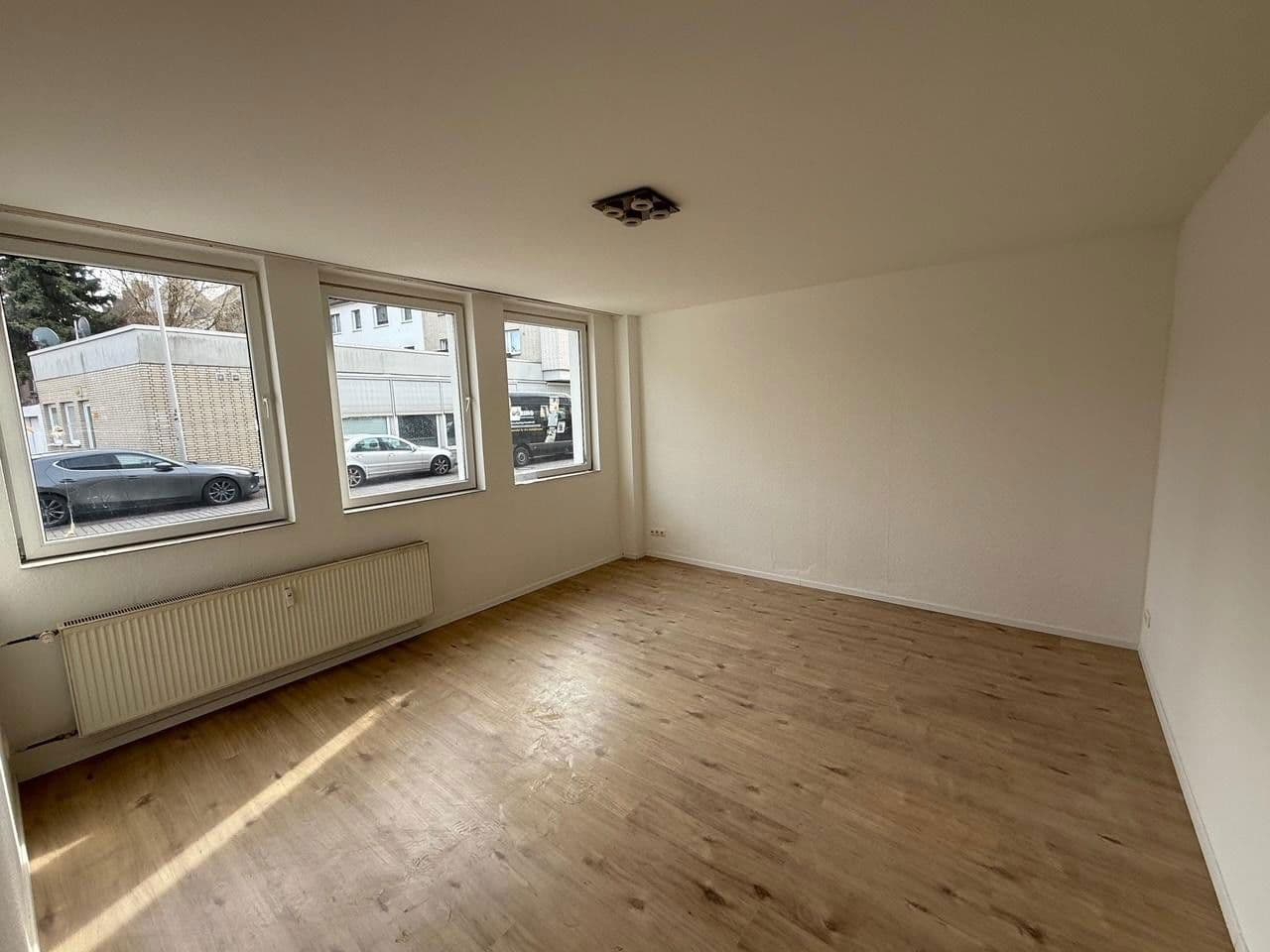 house for sale, 1,296 m², KONSTANTINPLATZ.5, Nordrhein-Westfalen - Mönchengladbach, North Rhine-Westphalia house for sale, 1,296 m², KONSTANTINPLATZ.5, Nordrhein-Westfalen - Mönchengladbach, North Rhine-Westphalia