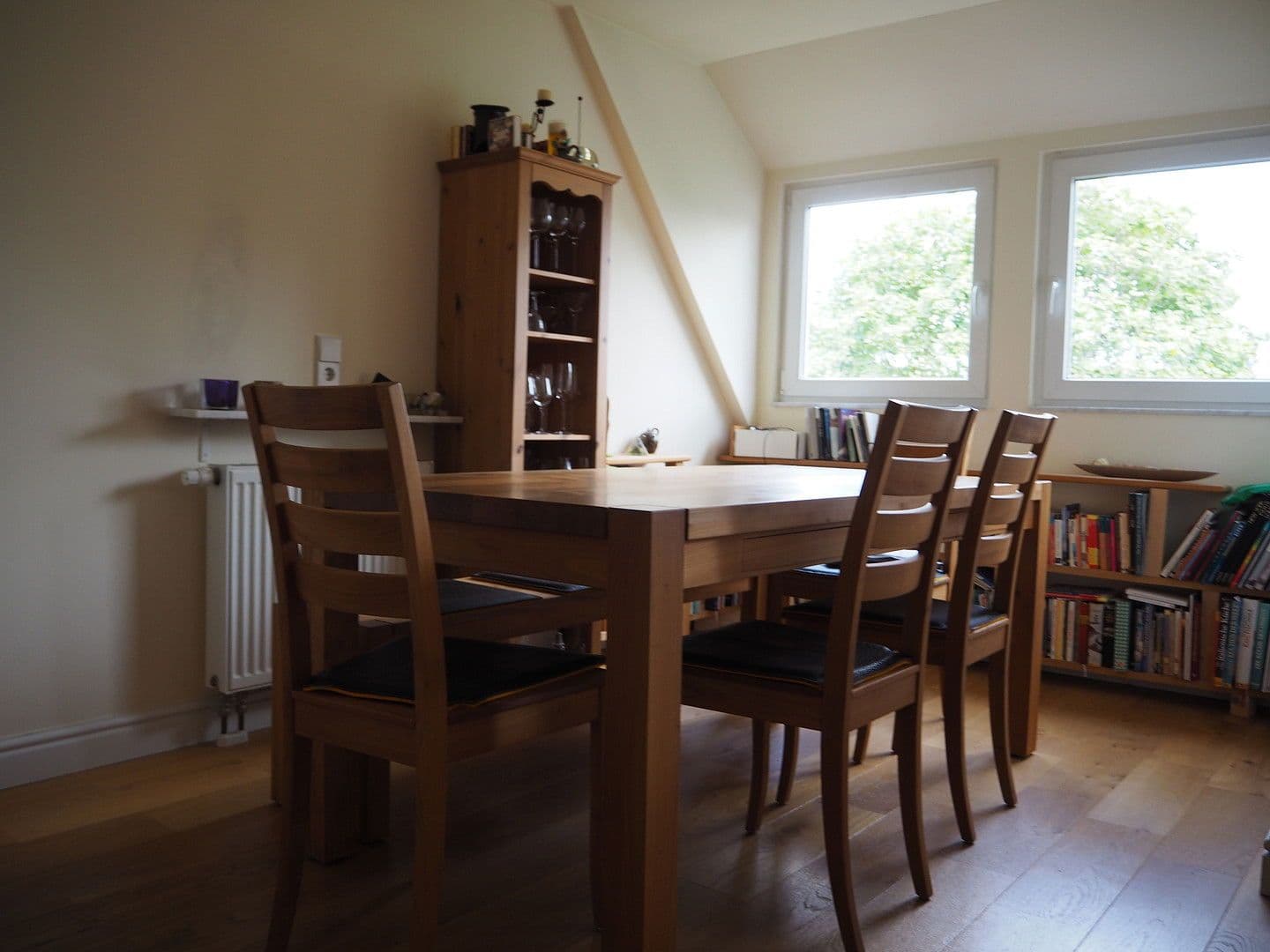 3 bedroom with open-plan kitchen flat to rent, 105 m², Stuttgart, Baden-Württemberg 3 bedroom with open-plan kitchen flat to rent, 105 m², Stuttgart, Baden-Württemberg