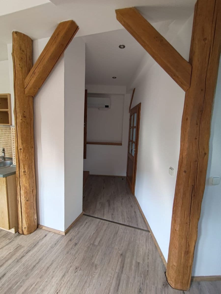 1 bedroom with open-plan kitchen flat to rent, 63 m², Nádražní, Vrchlabí, Královéhradecký Region 1 bedroom with open-plan kitchen flat to rent, 63 m², Nádražní, Vrchlabí, Královéhradecký Region